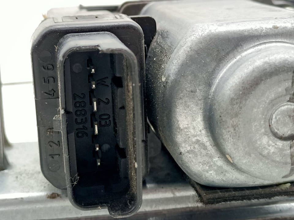 Elevalunas trasero derecho RENAULT MEGANE II BERLINA 5P 4