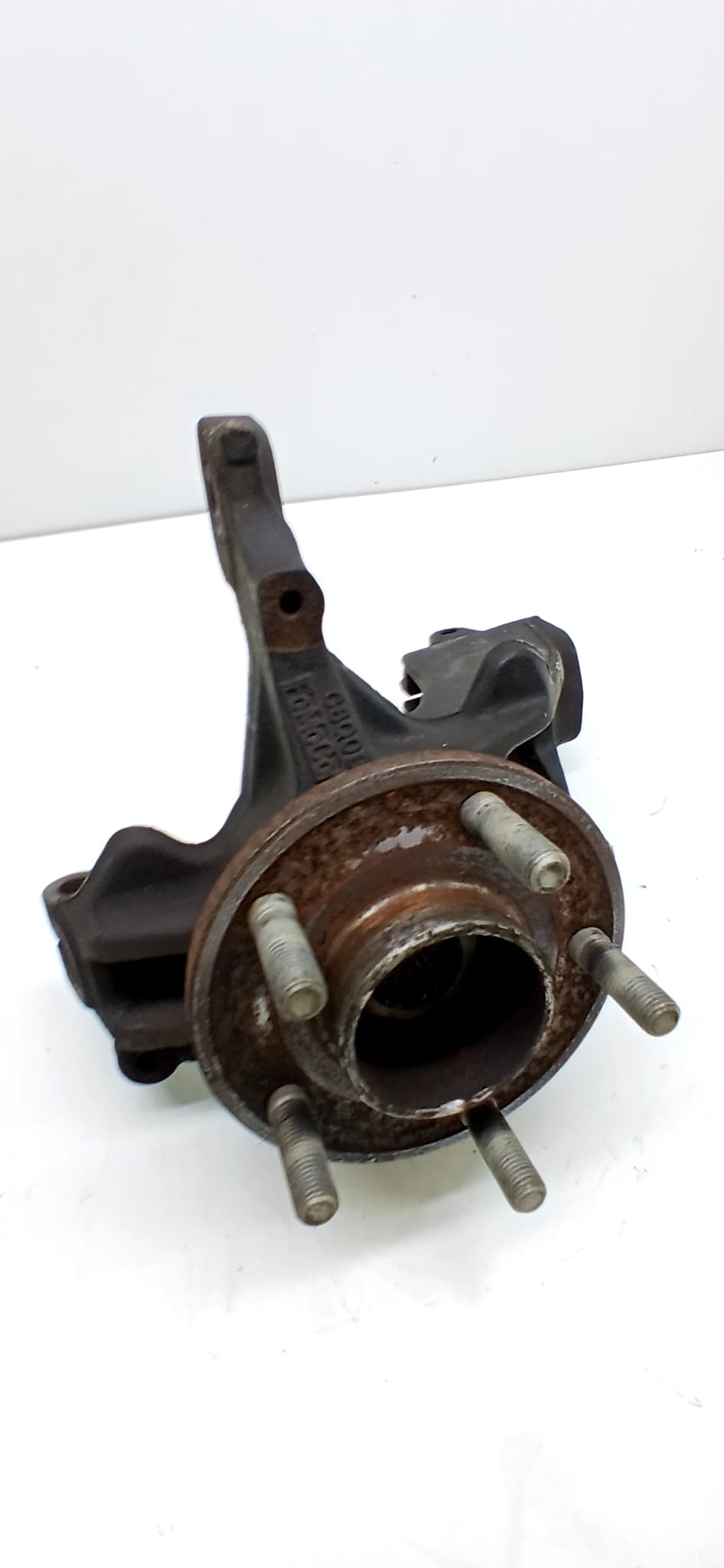 Mangueta delantera derecha FORD FOCUS
