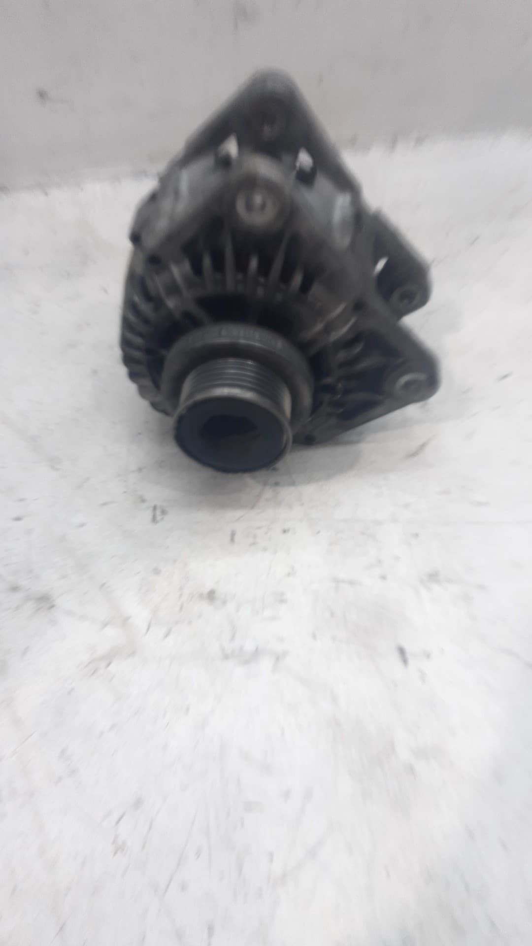 Alternador RENAULT MEGANE II FAMILIAR 3