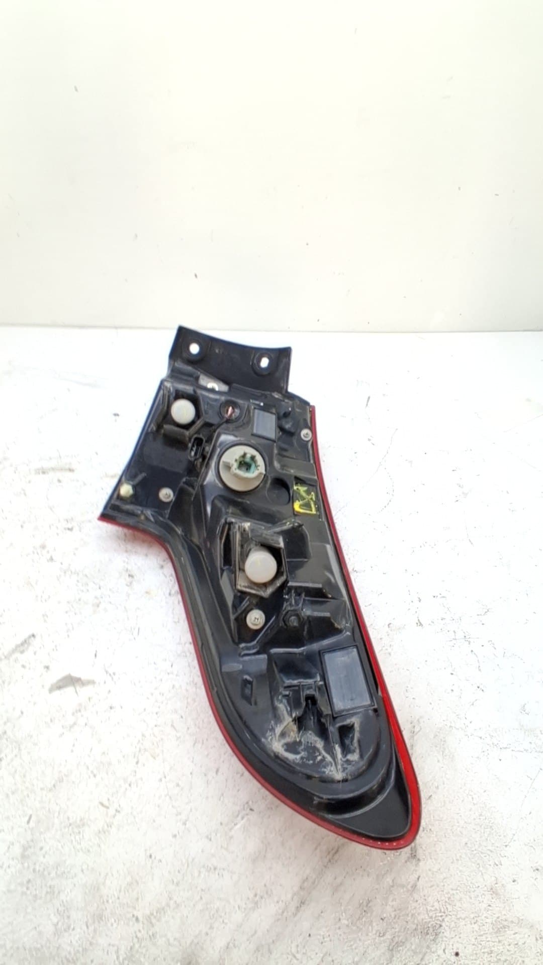 Piloto trasero izquierdo NISSAN QASHQAI (J11) 3
