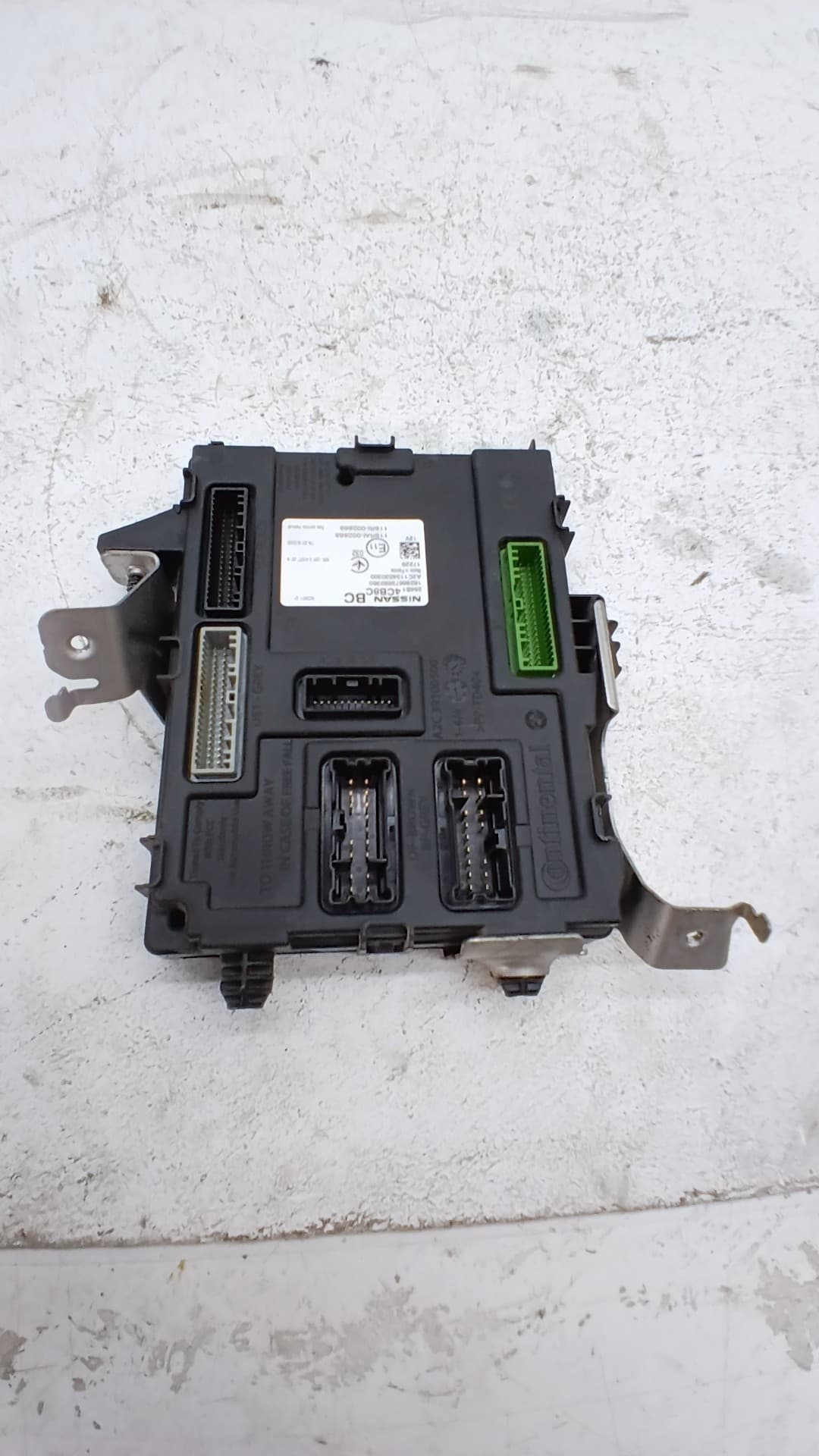 Recambio NISSAN QASHQAI (J11) ref. 284B14CB4C