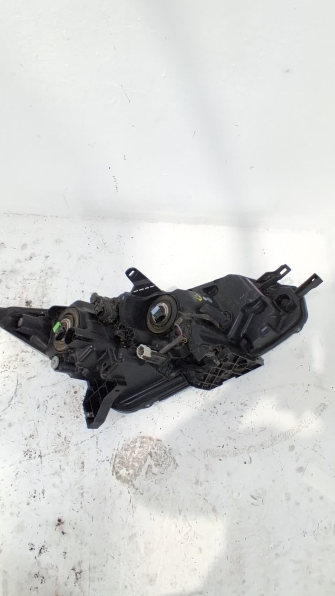 Faro izquierdo NISSAN QASHQAI (J11) 2