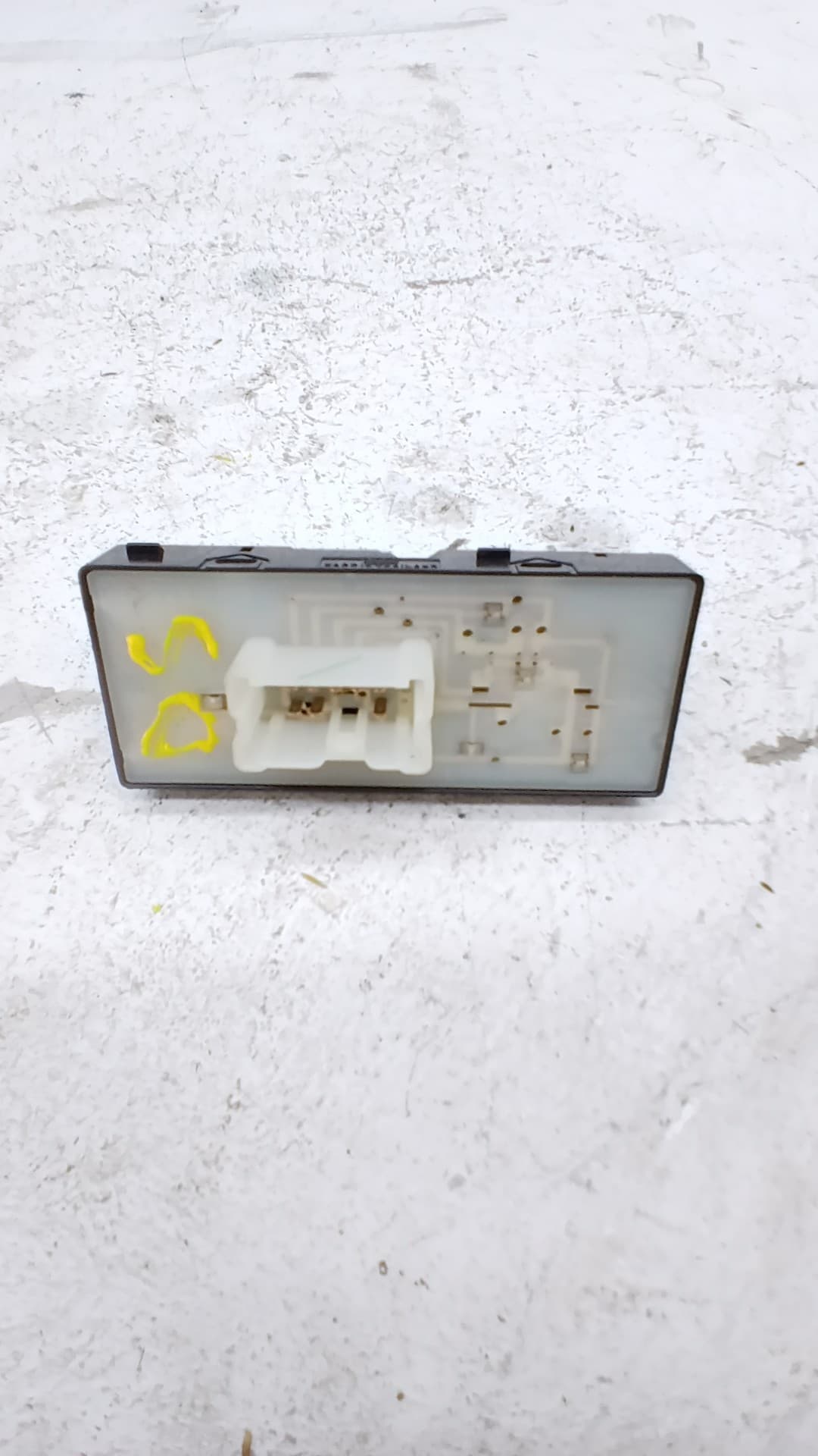 Mando elevalunas delantero derecho NISSAN QASHQAI (J11) 2