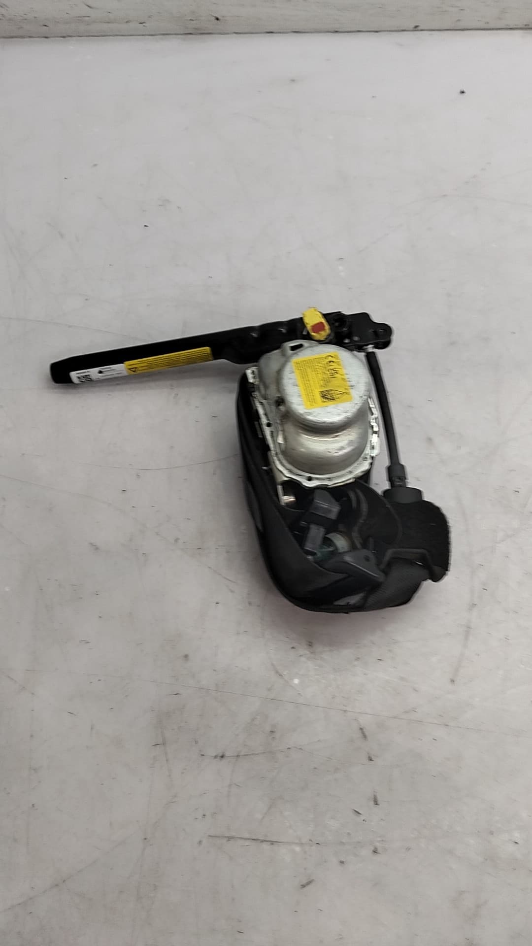 Cinturon seguridad delantero izquierdo FIAT 500E