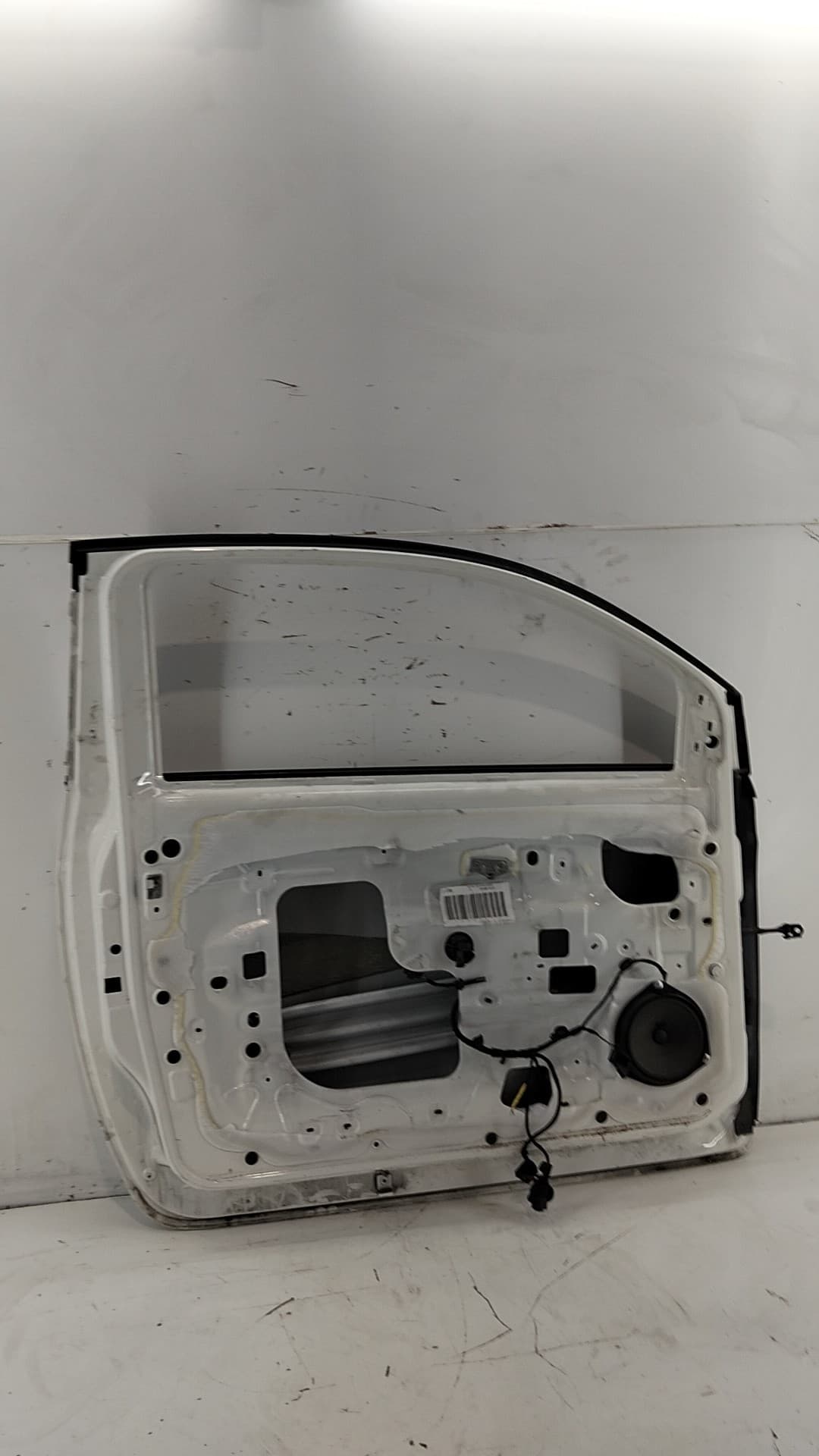 Puerta delantera izquierda FIAT 500E 2