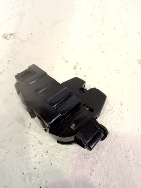 Cerradura maletero / porton PEUGEOT 308 3