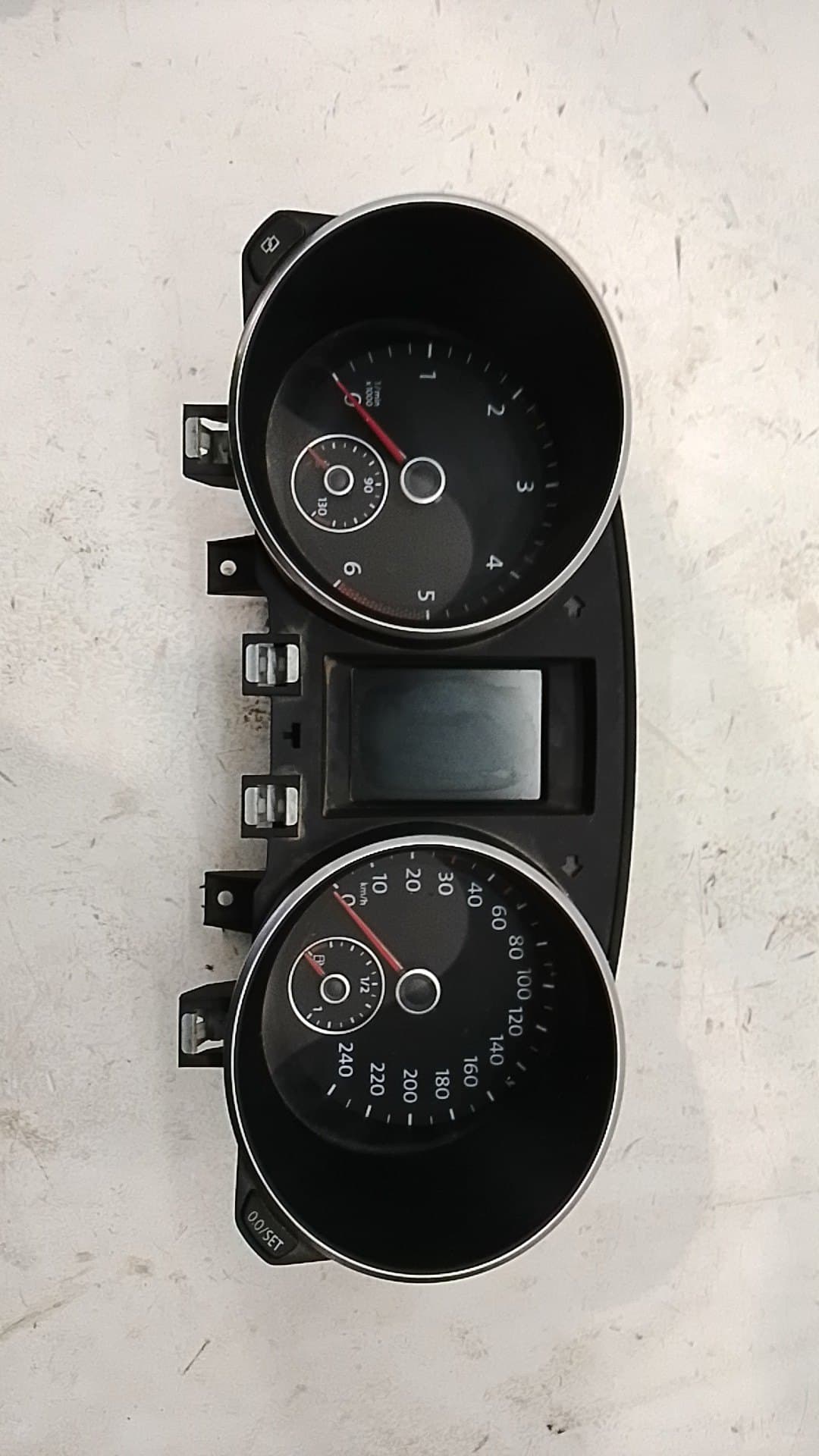 Cuadro instrumentos VOLKSWAGEN GOLF VI (5K1)