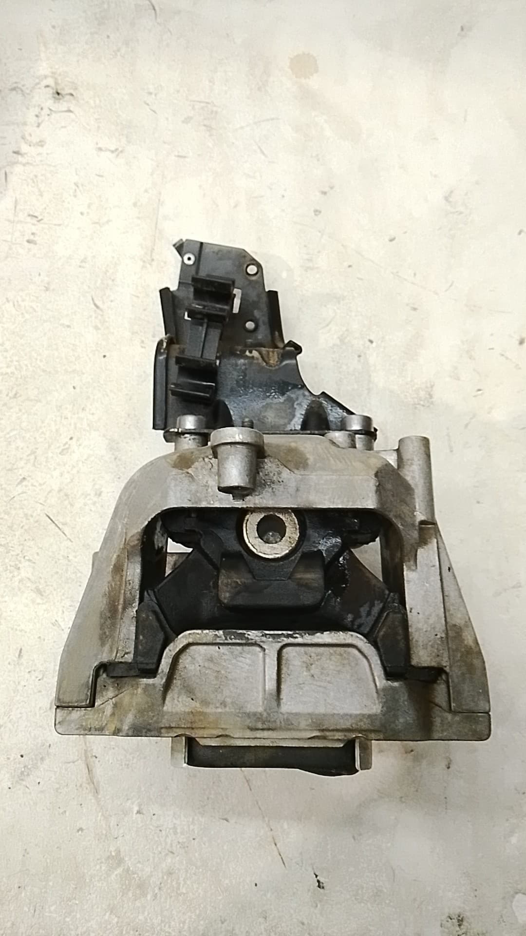 Soporte motor VOLKSWAGEN GOLF VI (5K1)