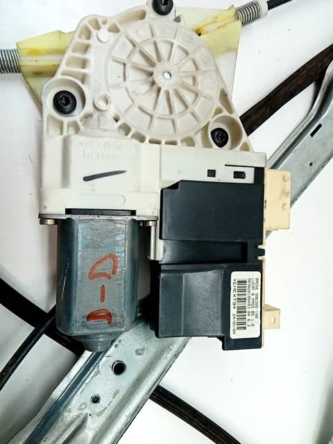 Elevalunas delantero derecho CITROEN C5 BERLINA 4