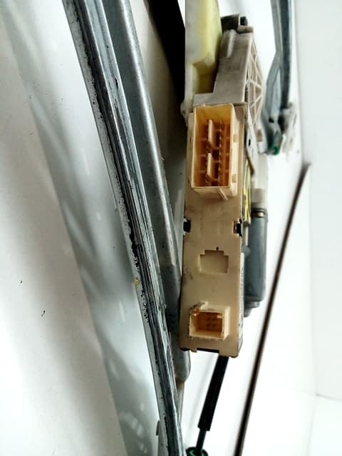 Elevalunas delantero izquierdo CITROEN C5 BERLINA 2