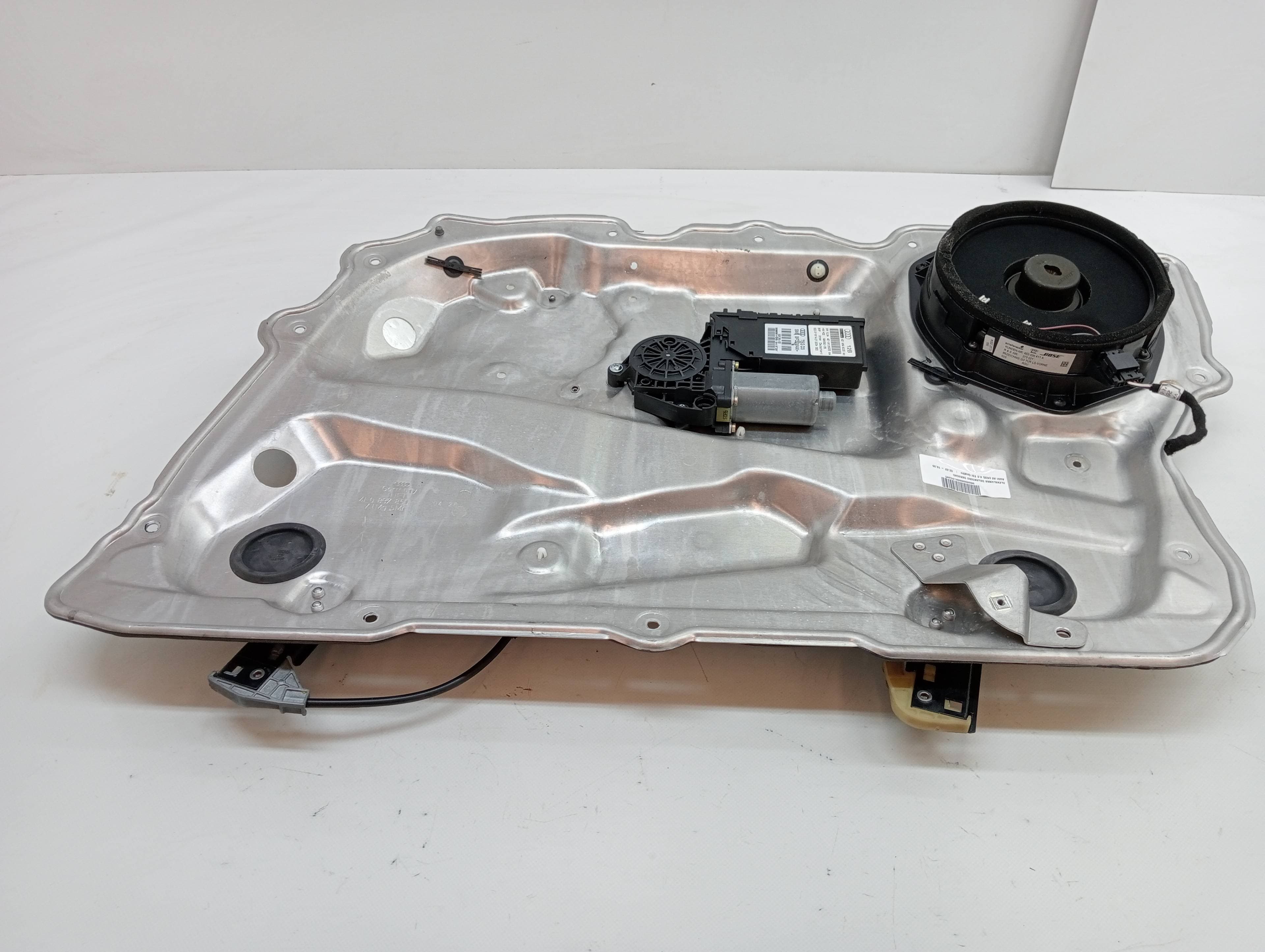 Elevalunas delantero derecho AUDI A8 (4E2)