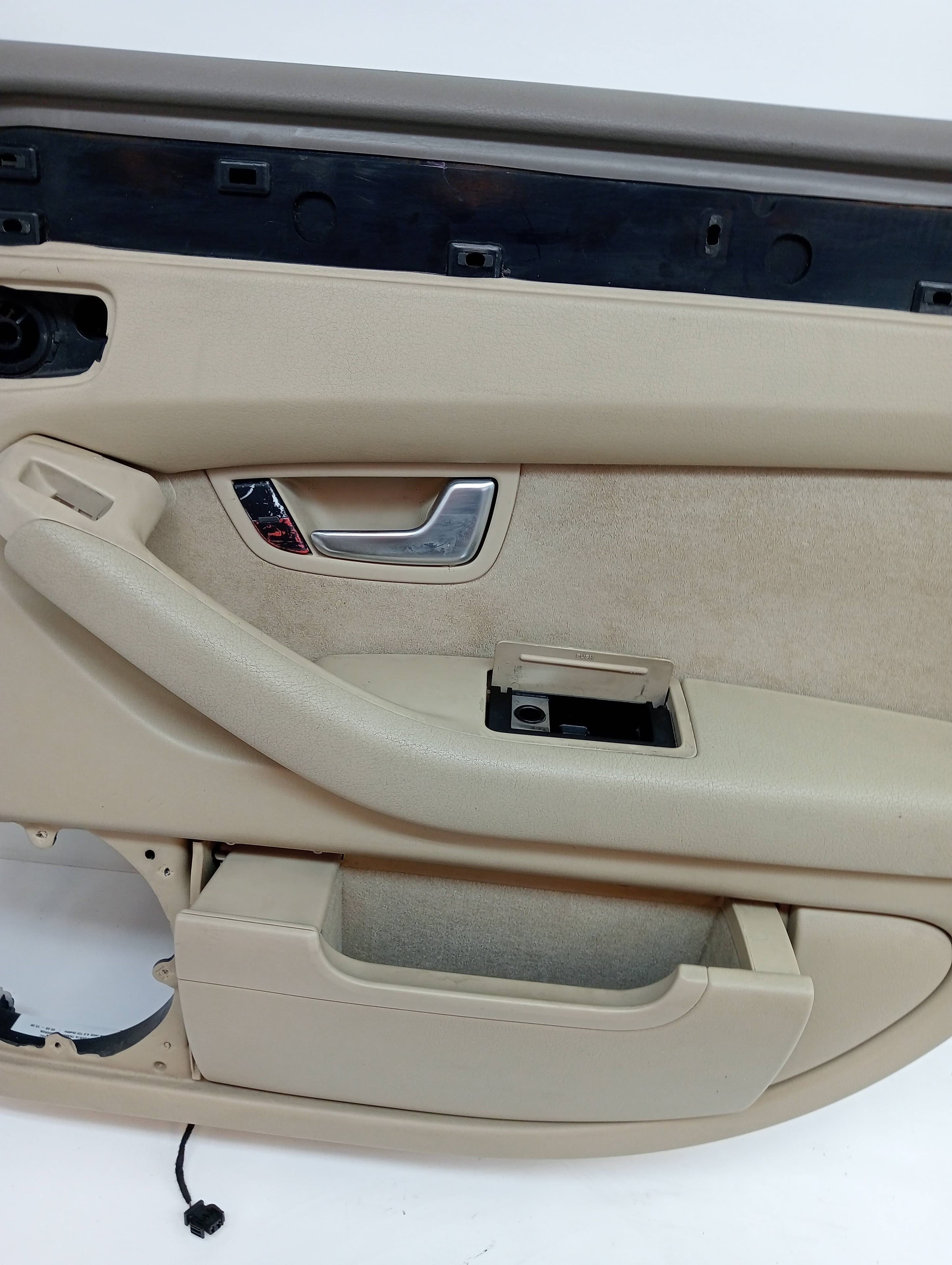 Guarnecido puerta trasera derecha AUDI A8 (4E2) 2