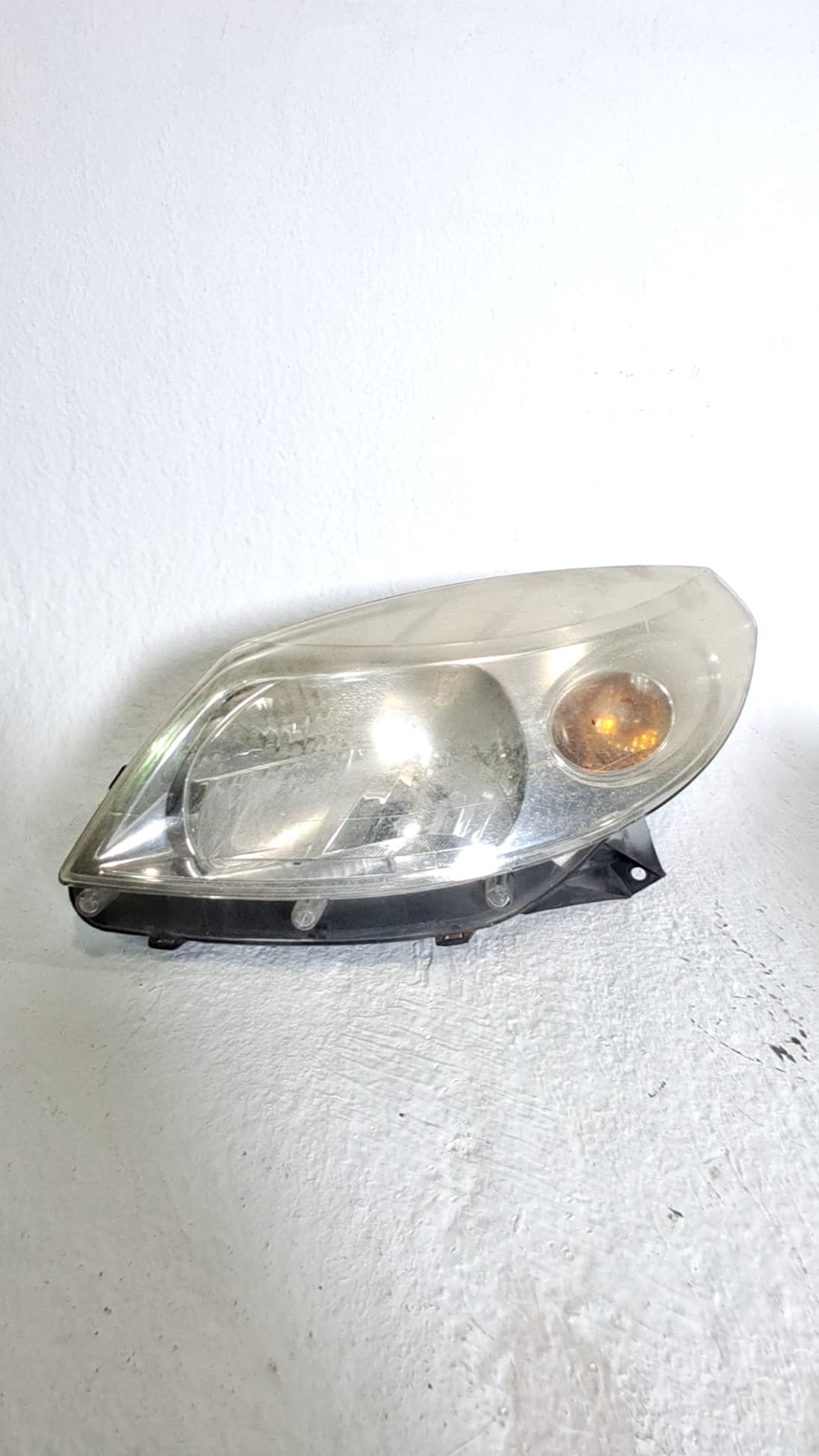 Recambio DACIA SANDERO ref. 8200733878