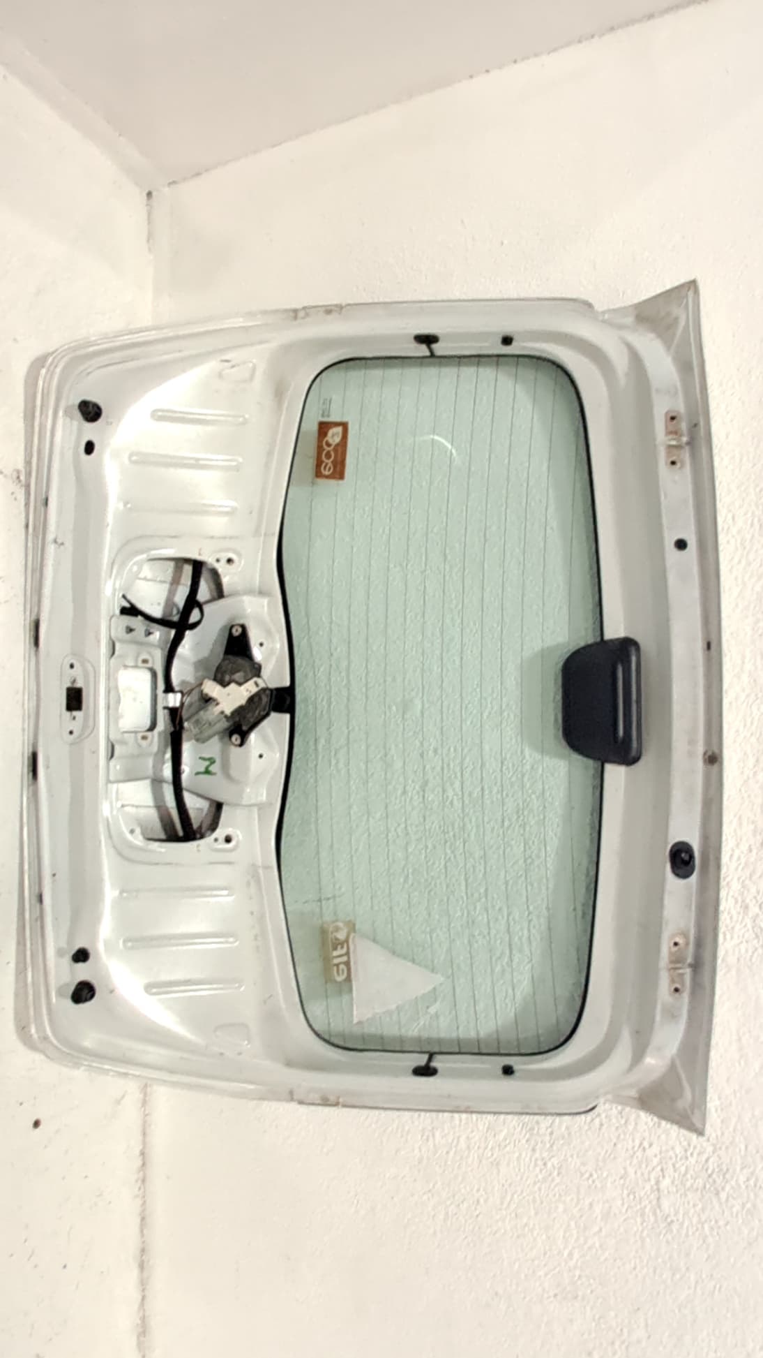Porton trasero DACIA SANDERO 2