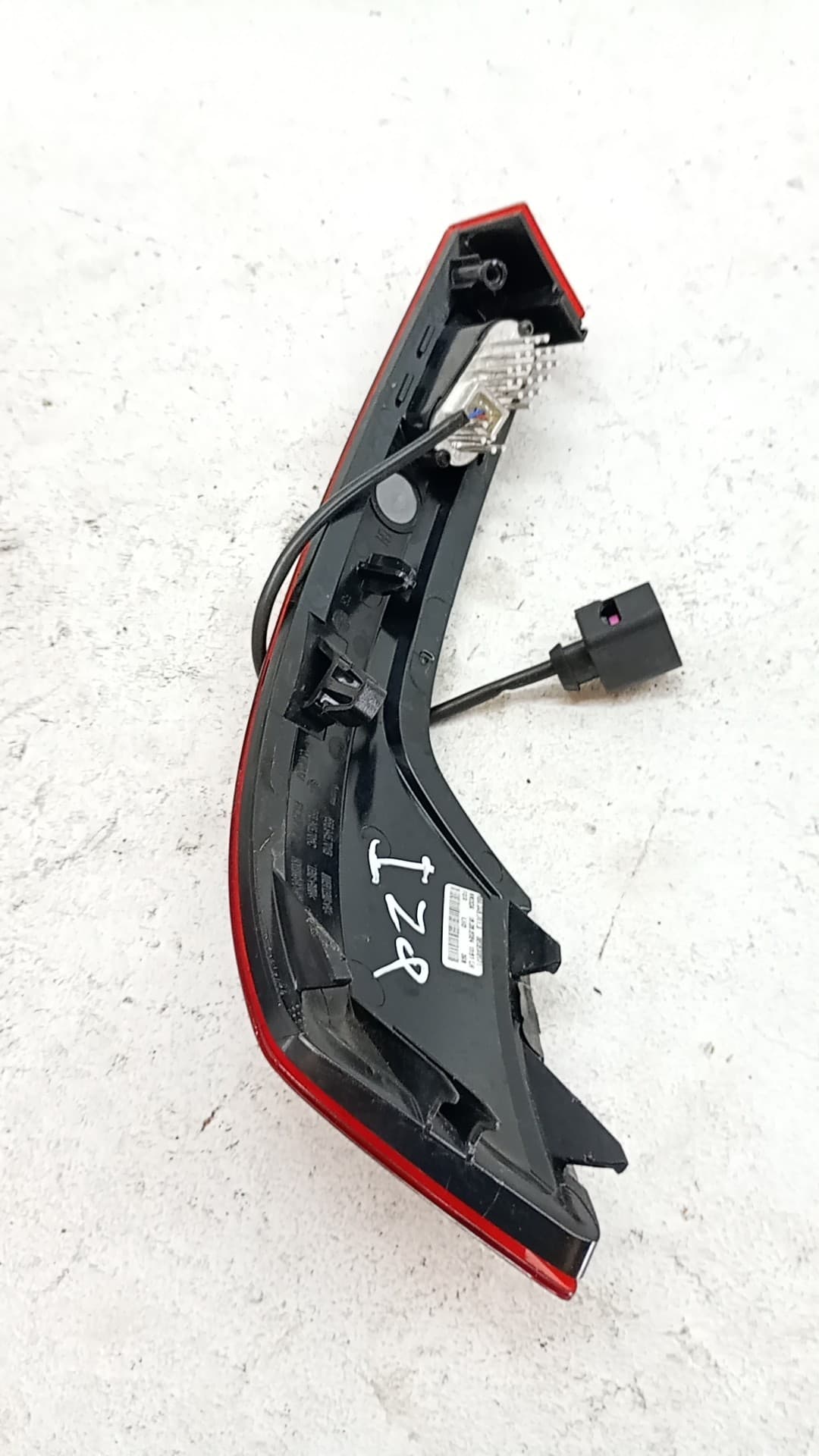 Faro antiniebla trasero izquierdo SKODA KAMIQ (NW4) 2