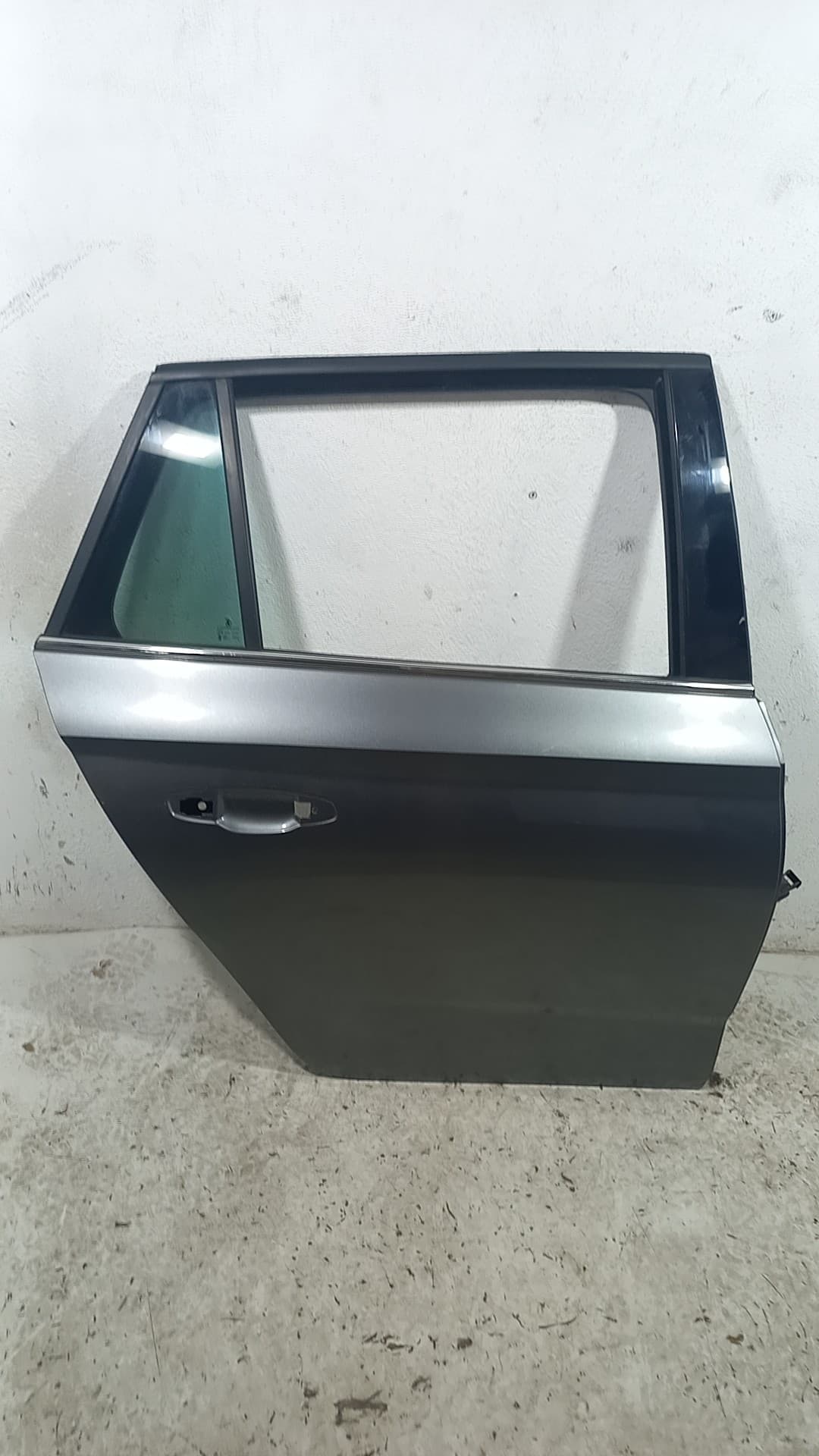 Puerta trasera derecha SKODA KAMIQ (NW4)