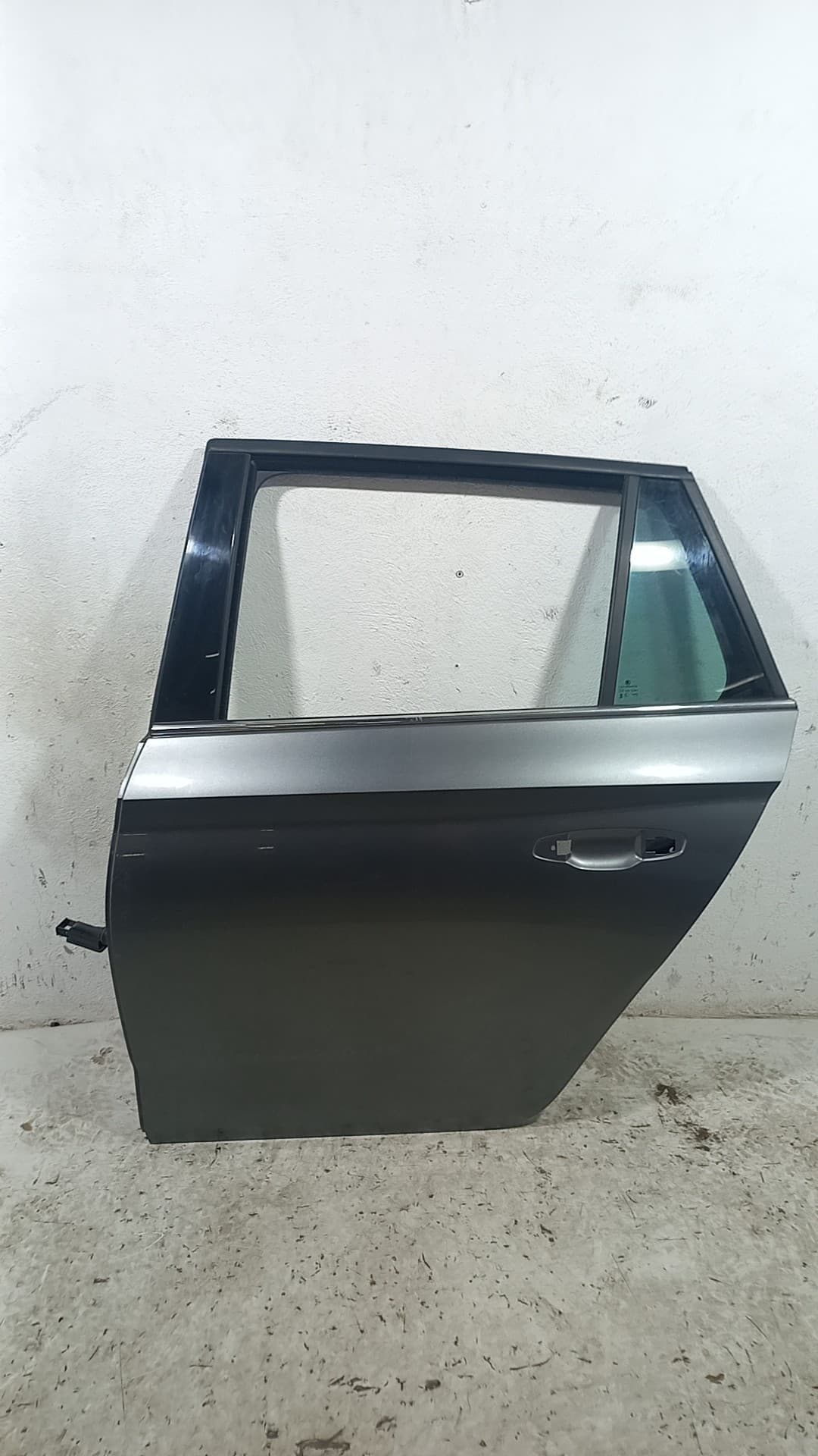 Puerta trasera izquierda SKODA KAMIQ (NW4)