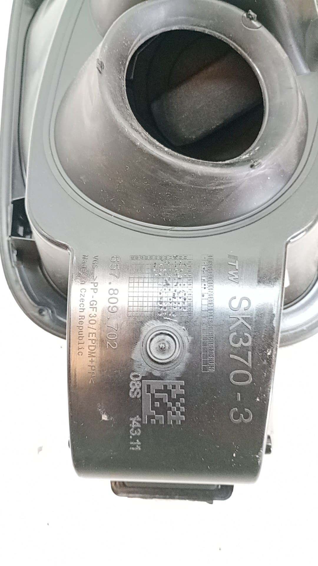 Tapa exterior combustible SKODA KAMIQ (NW4) 2