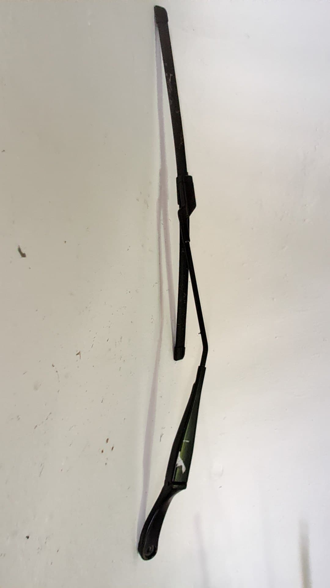Brazo limpia delantero derecho OPEL ZAFIRA B