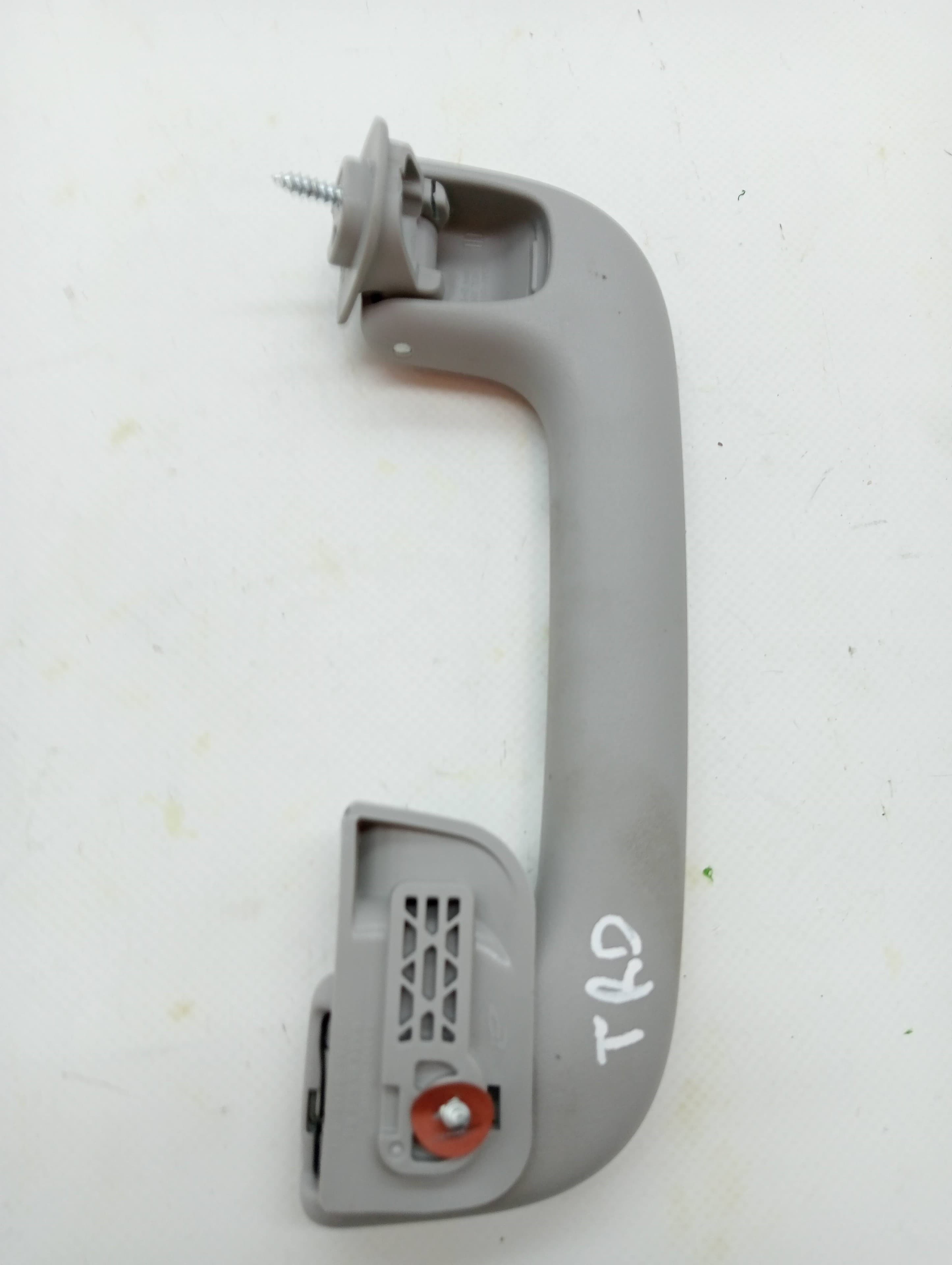 Agarraderos KIA XCEED 2