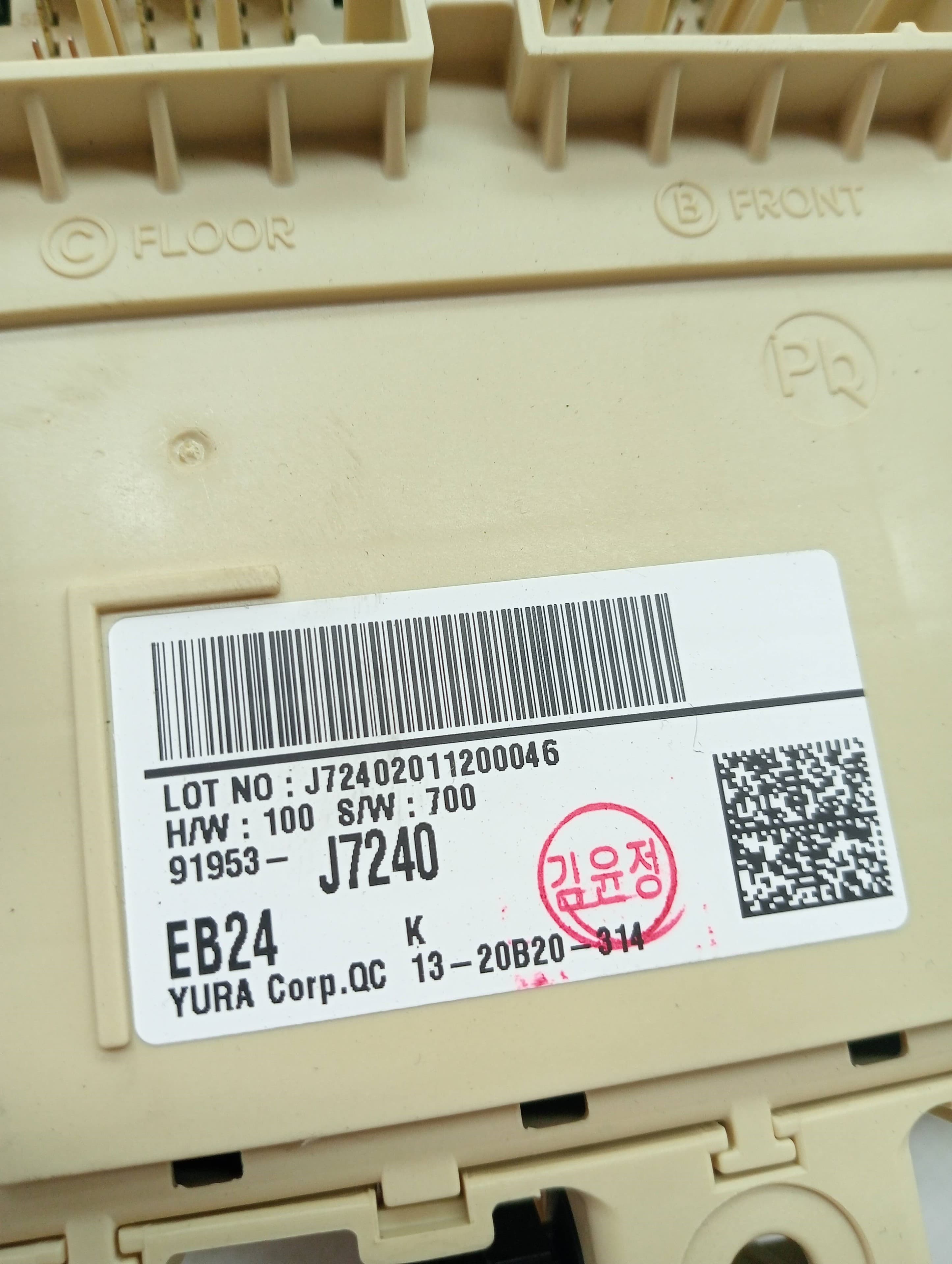 Caja reles / fusibles KIA XCEED 2