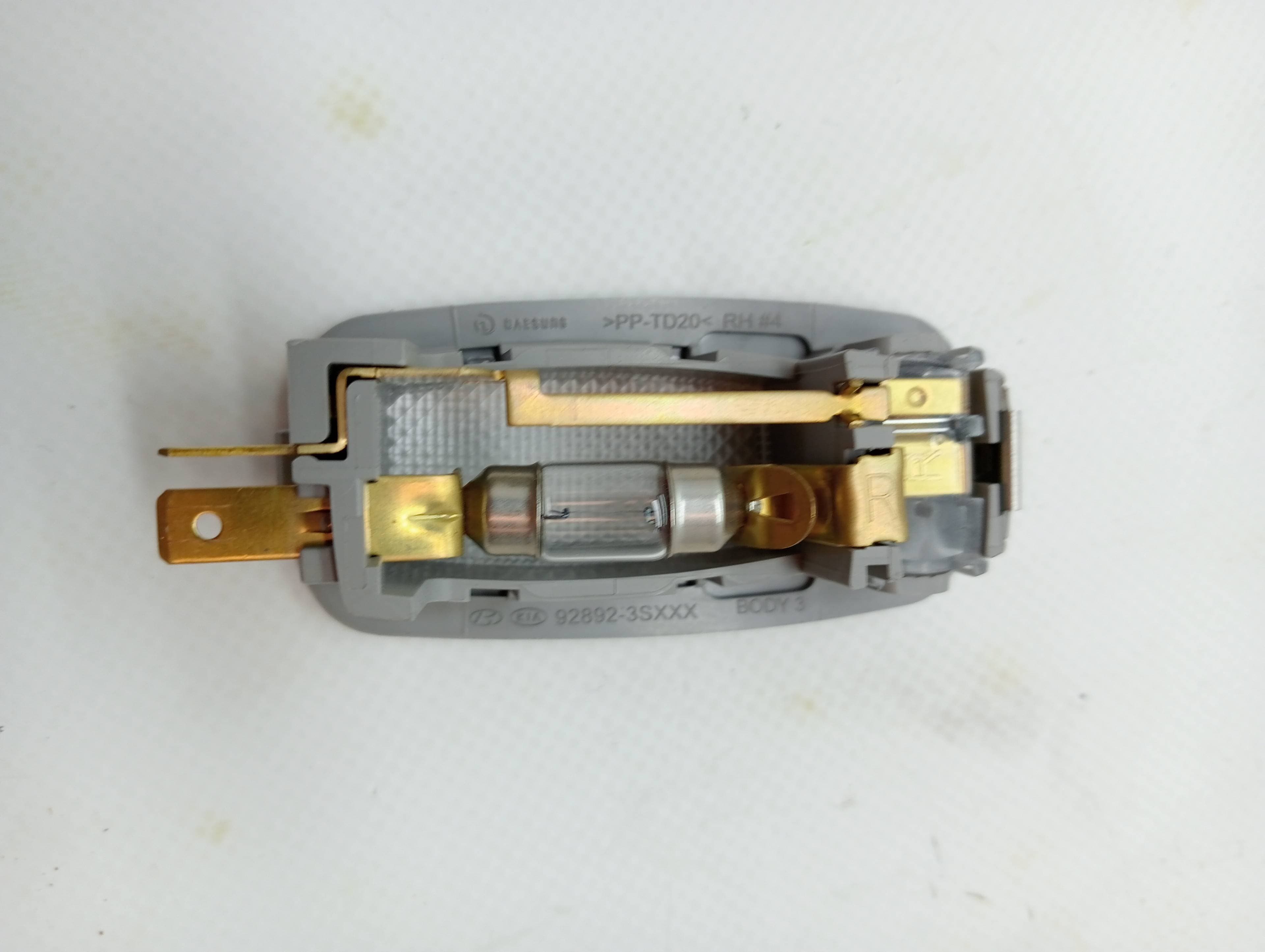 Luz interior KIA XCEED 3