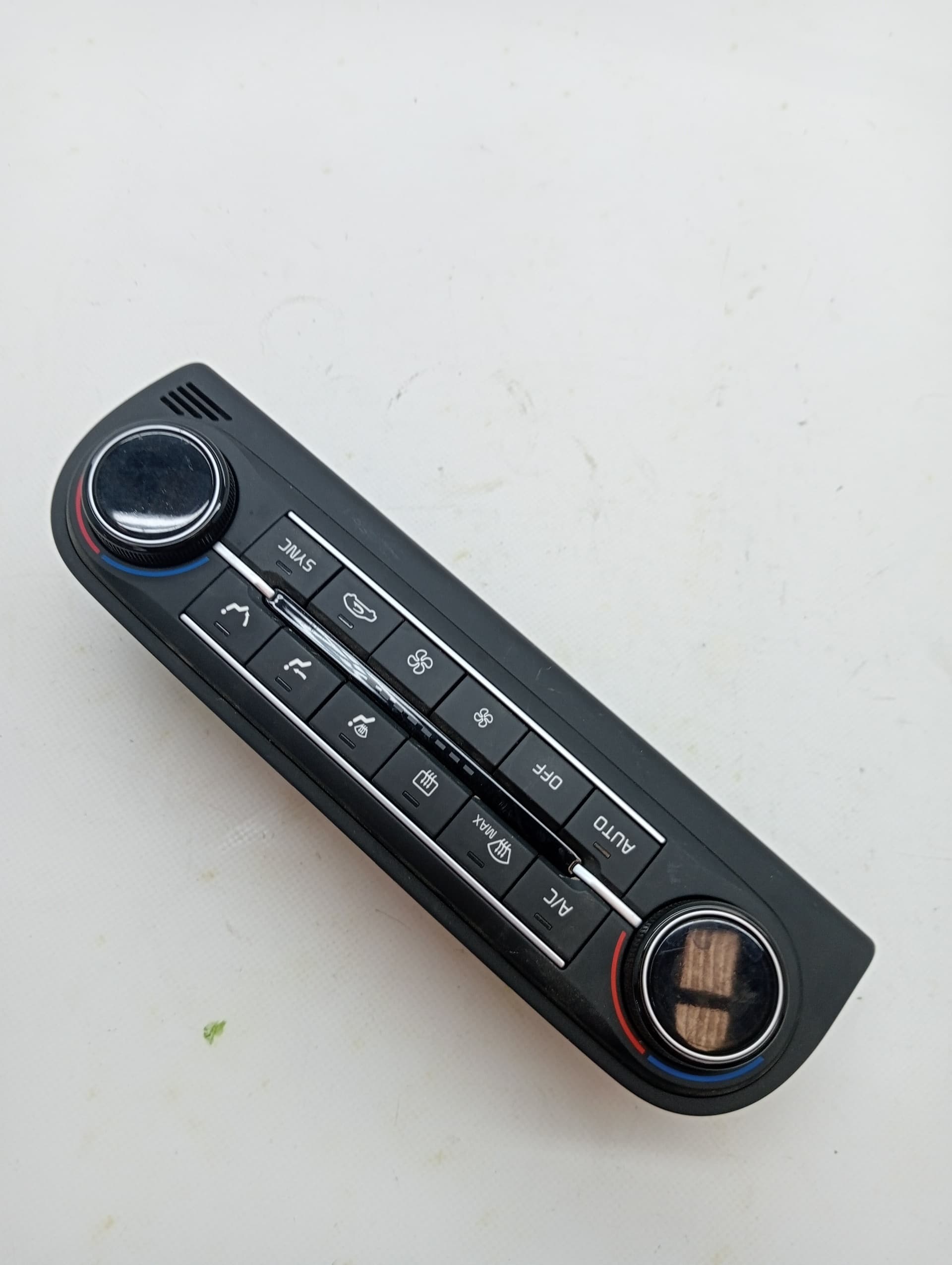 Recambio KIA XCEED ref. 97250J7202