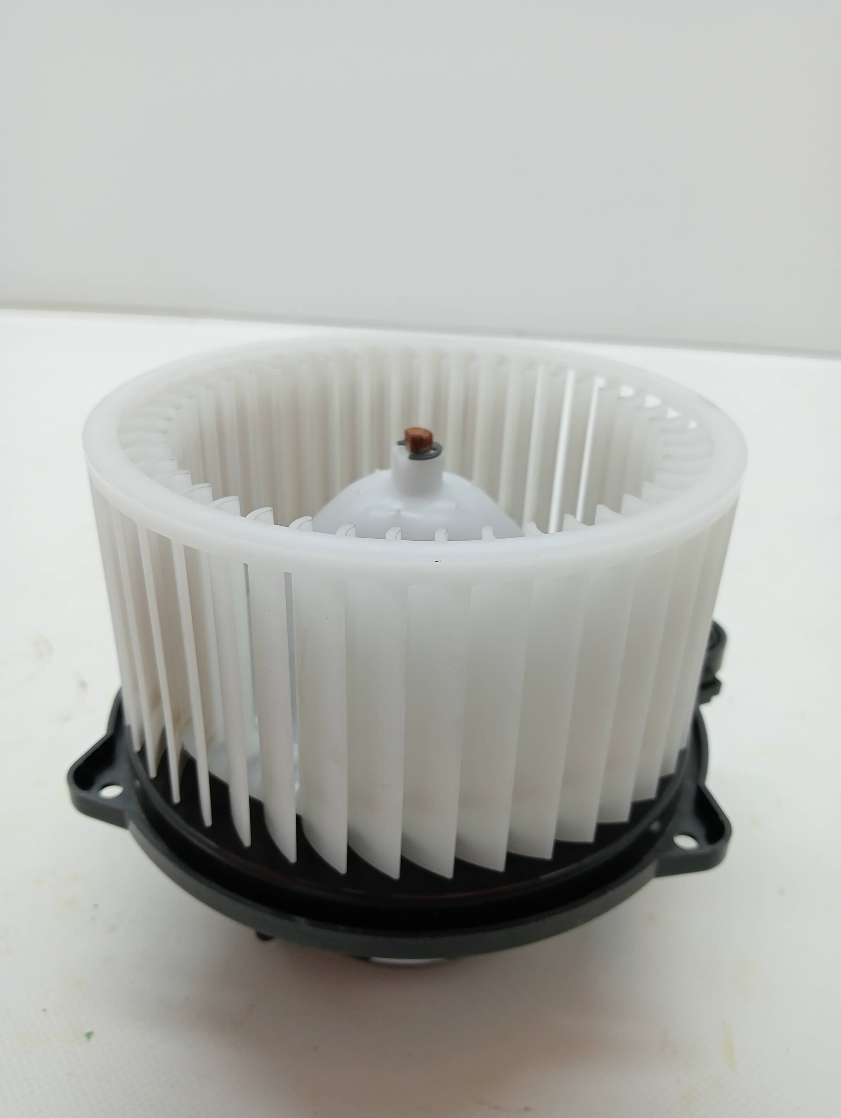 Motor calefaccion KIA XCEED 2