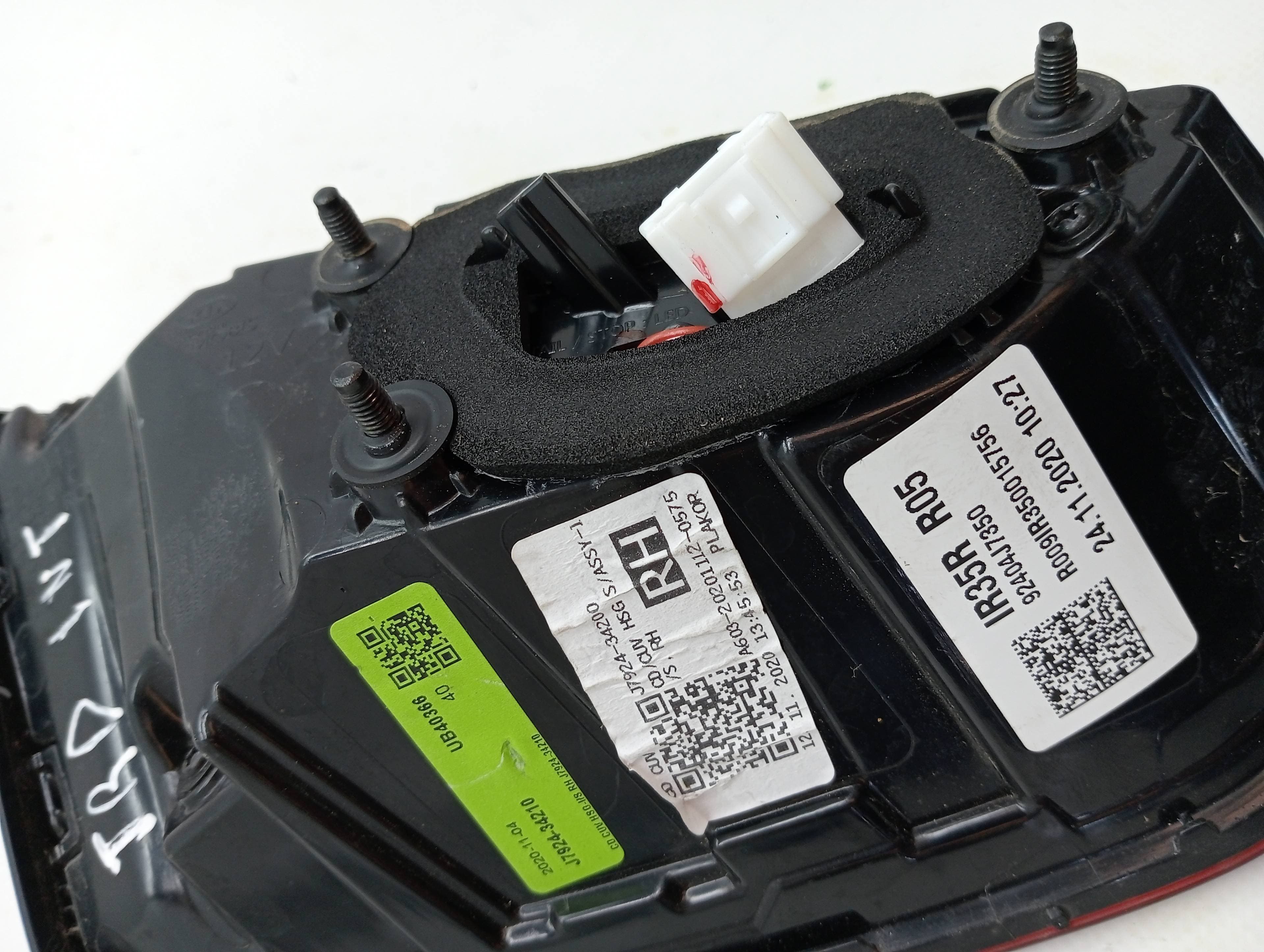 Piloto trasero derecho interior KIA XCEED 2