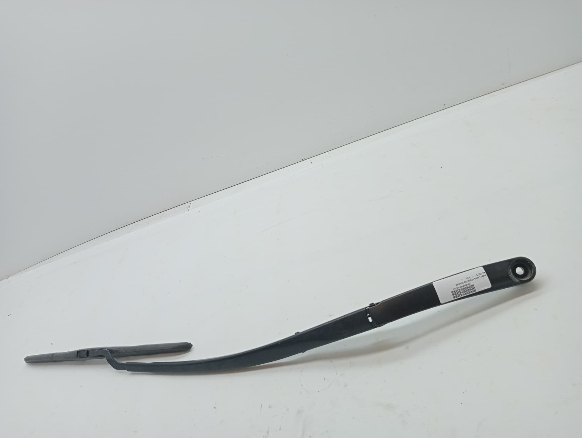 Brazo limpia delantero derecho KIA XCEED