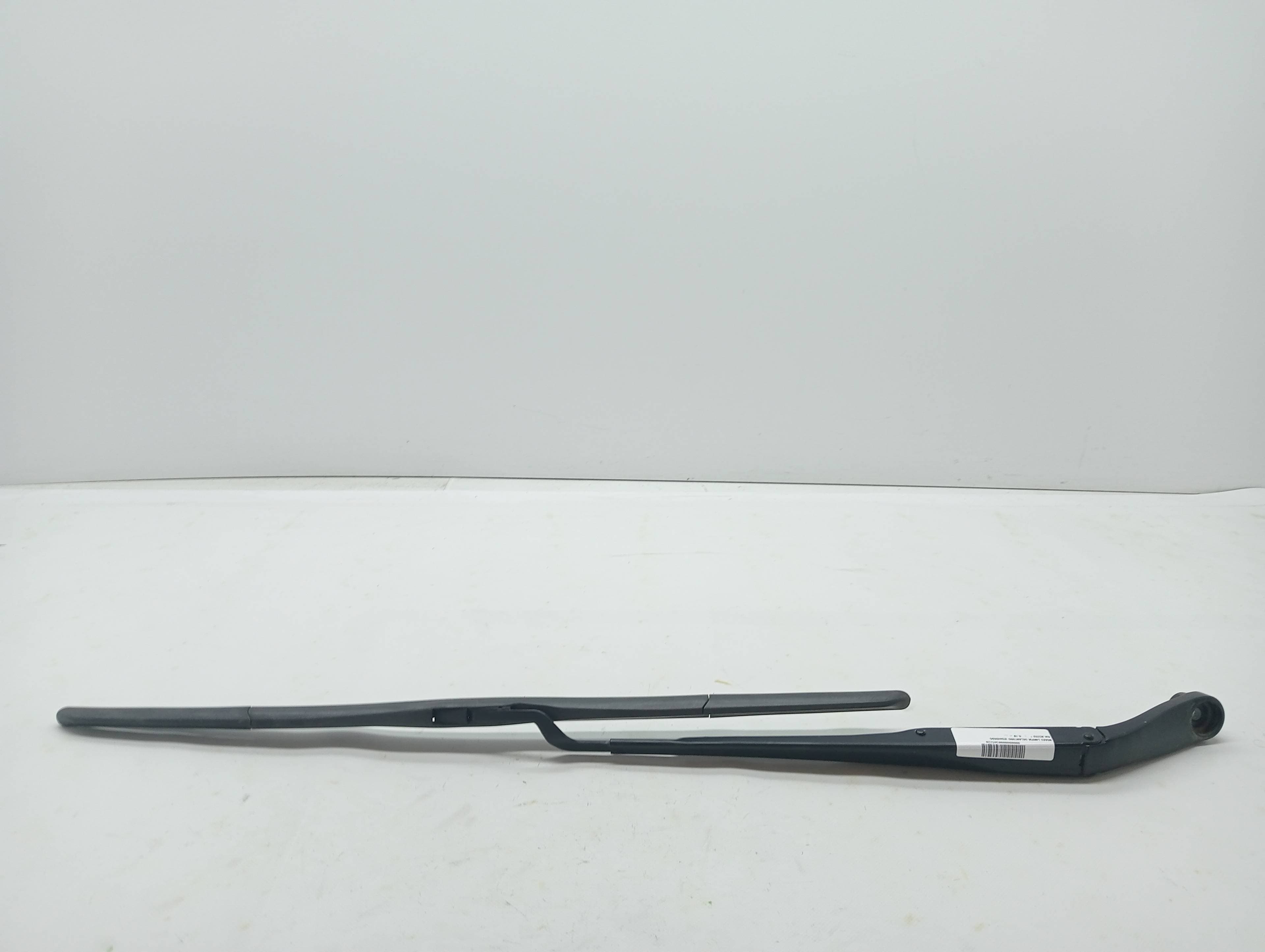 Brazo limpia delantero izquierdo KIA XCEED