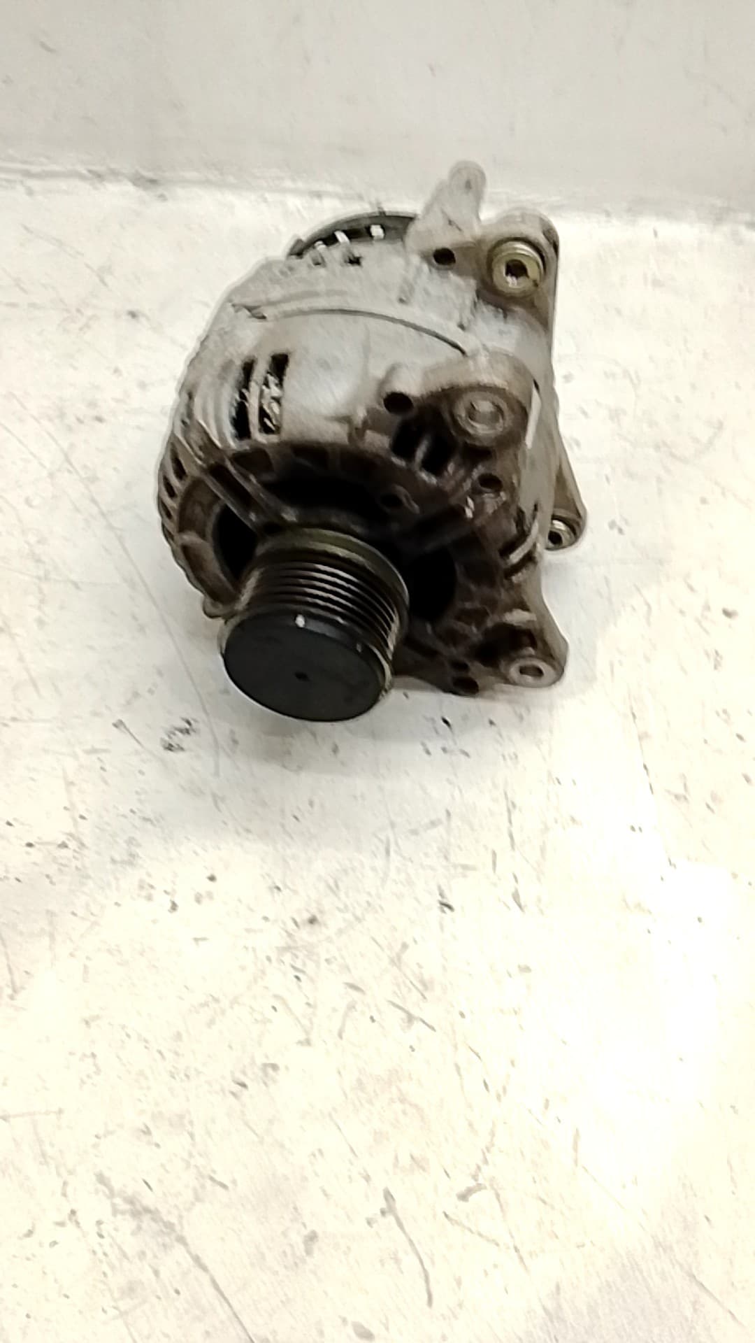 Alternador SEAT IBIZA (6L1) 3