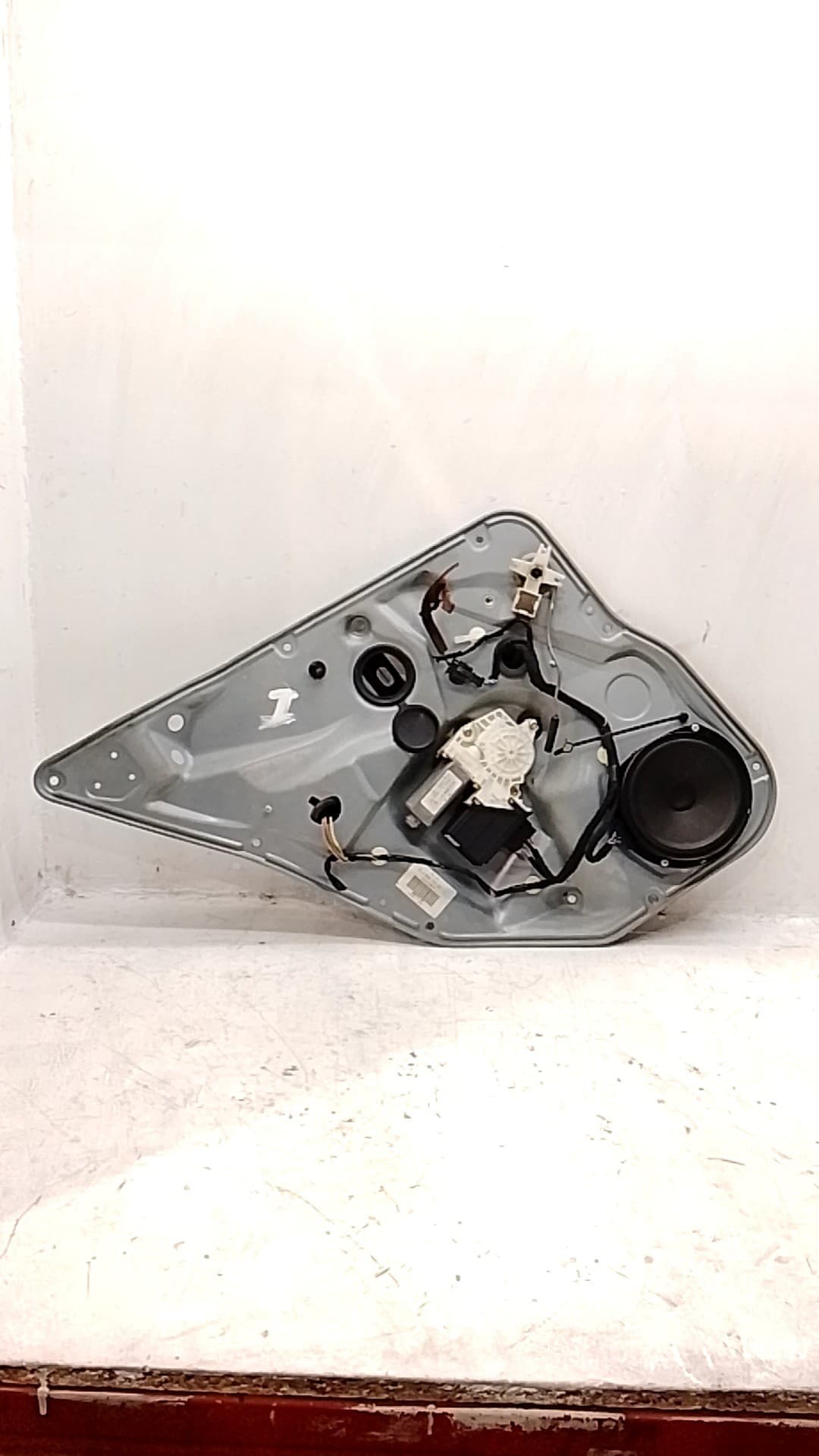 Elevalunas trasero izquierdo SEAT IBIZA (6L1)