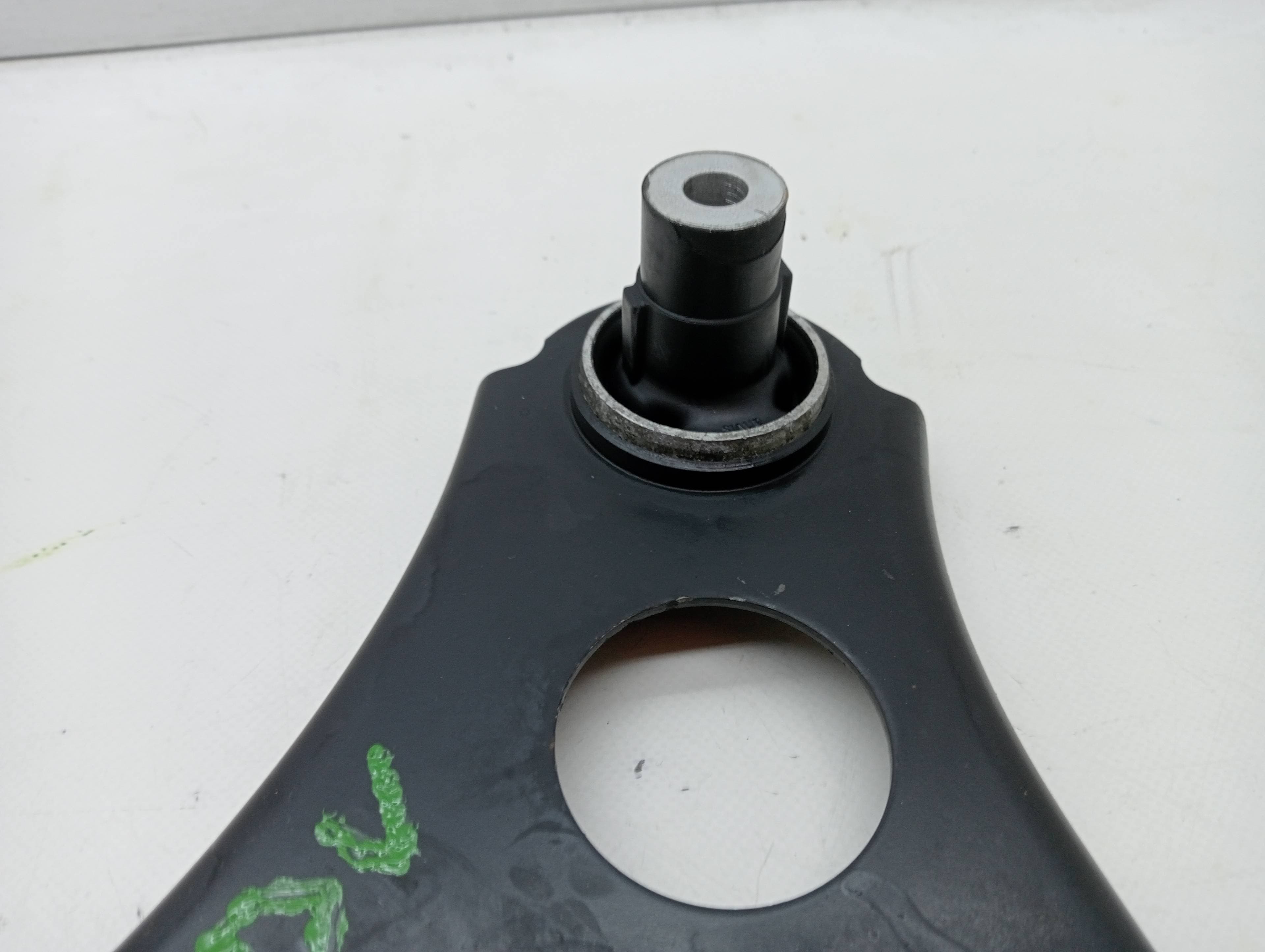 Brazo suspension inferior delantero izquierdo SMART FORFOUR 3