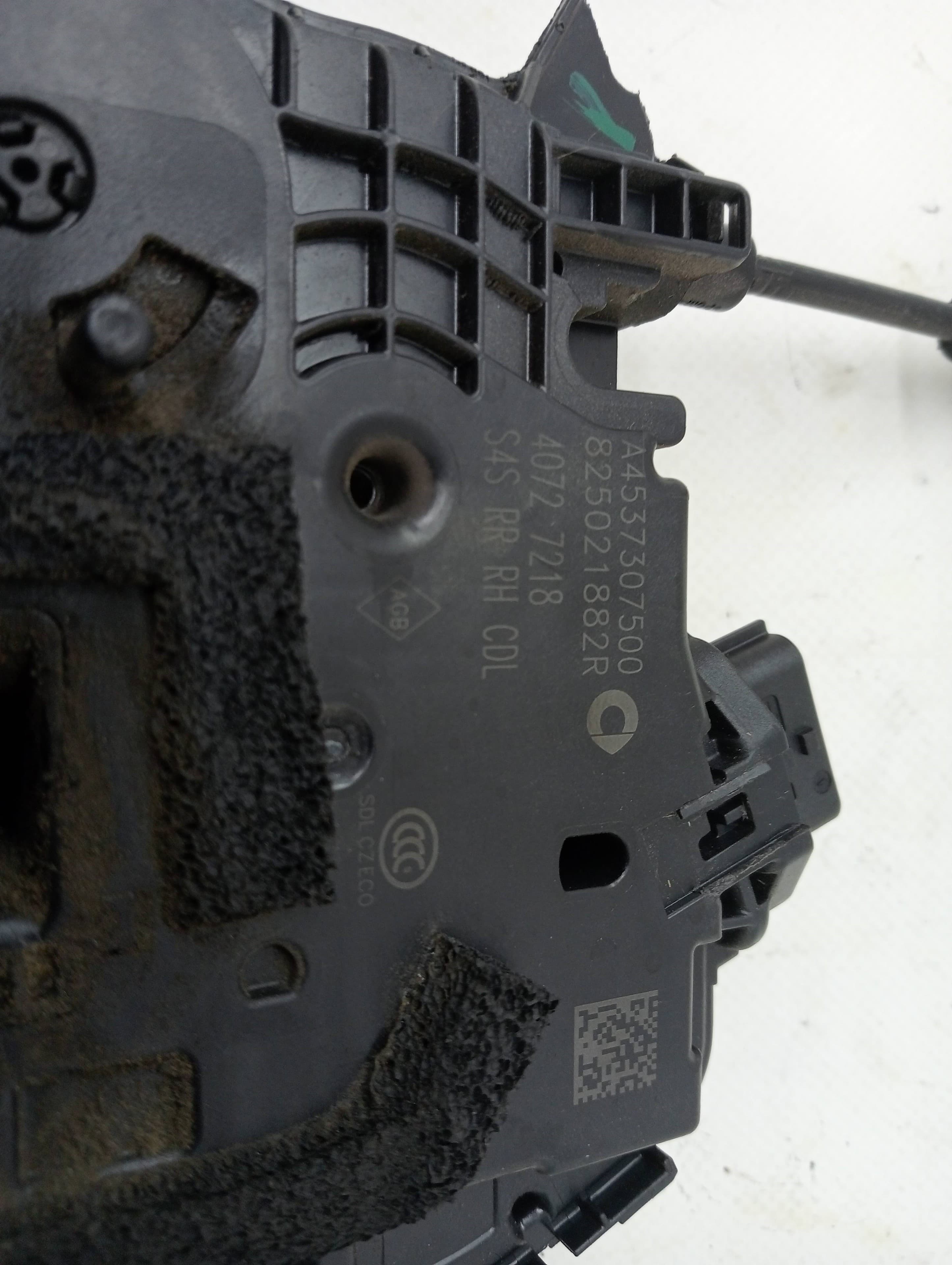 Cerradura puerta trasera derecha SMART FORFOUR 4