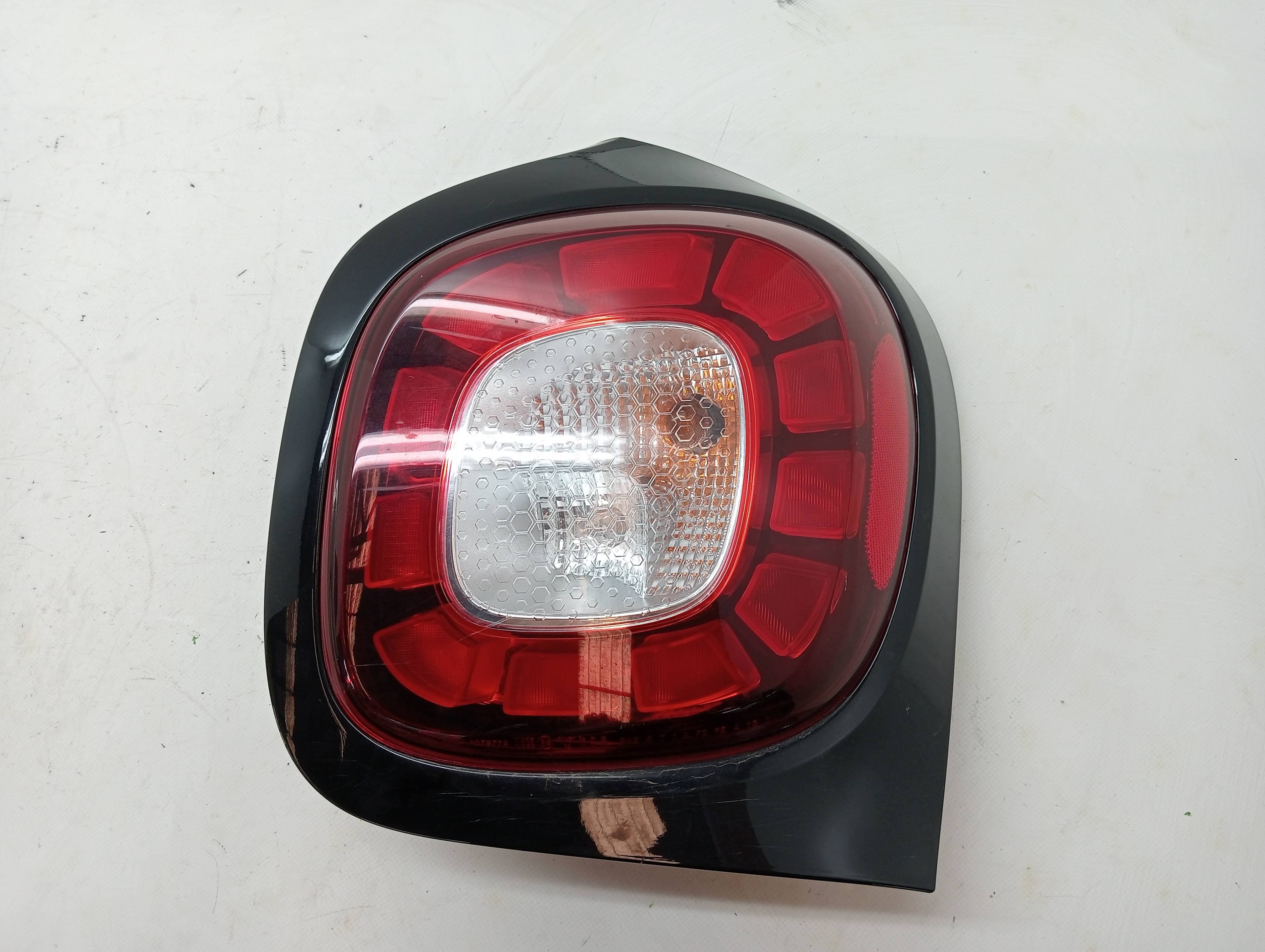Piloto trasero derecho SMART FORFOUR