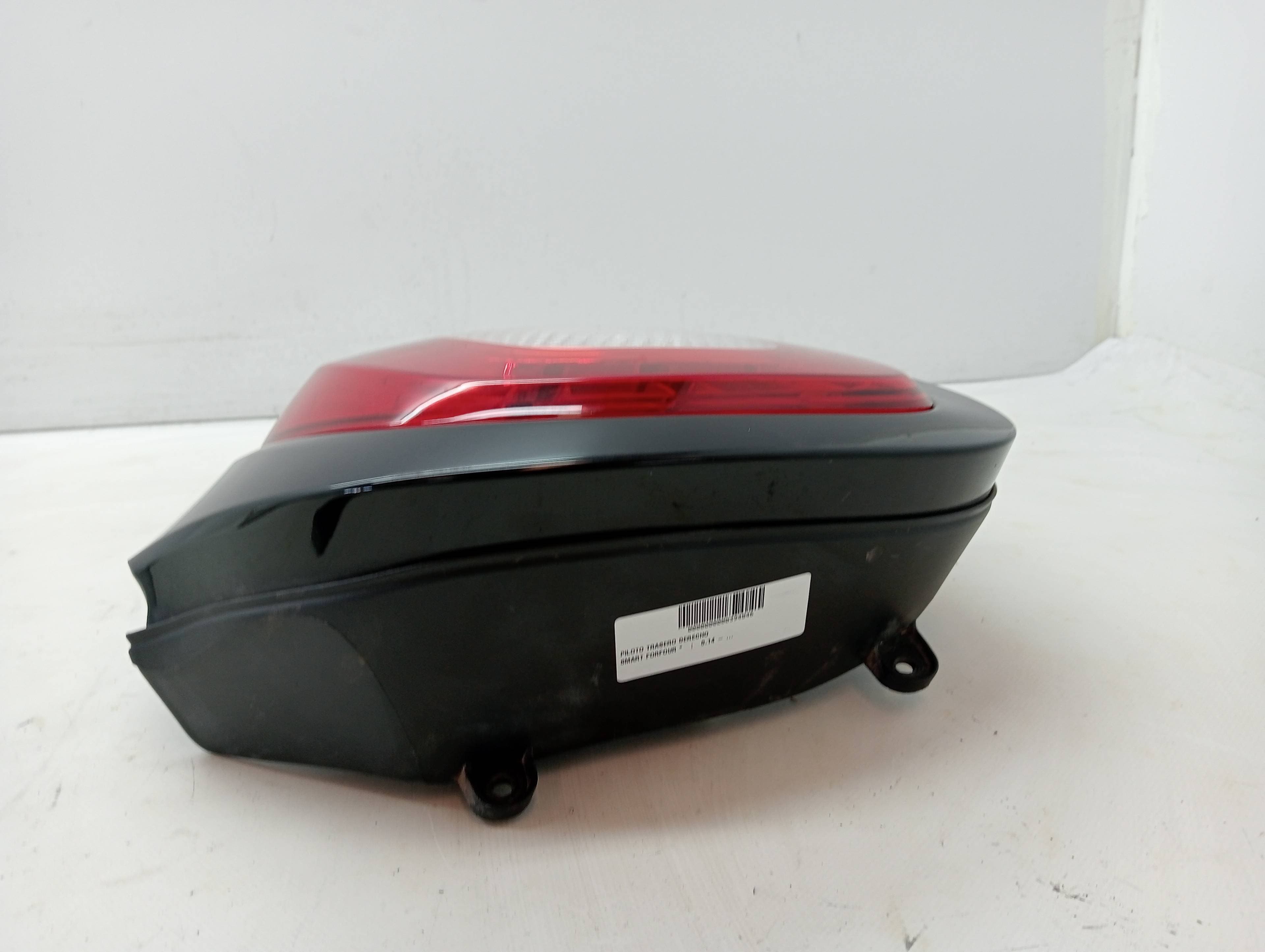 Piloto trasero derecho SMART FORFOUR 2