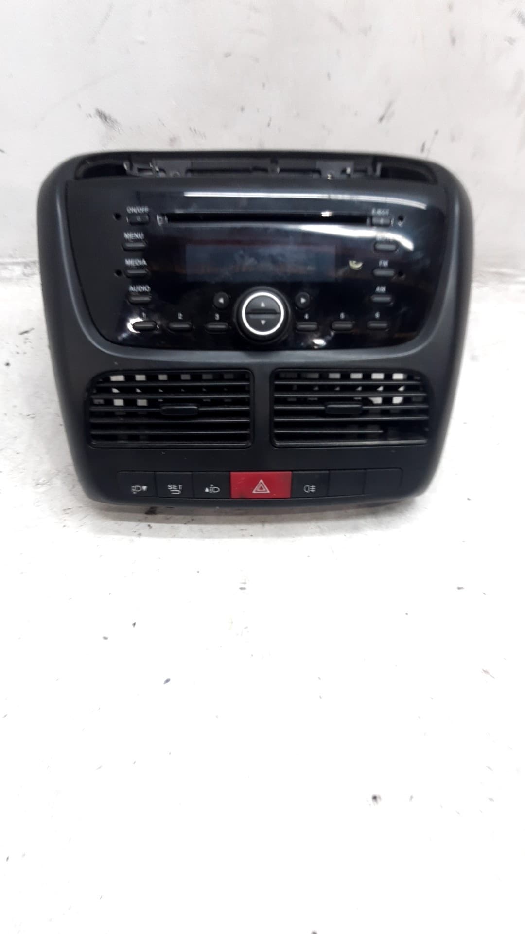 Sistema audio / radio cd OPEL COMBO FURGONETA/MONOVOLUMEN (X12)