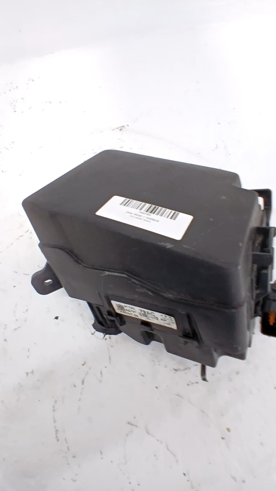Caja reles / fusibles KIA CARENS