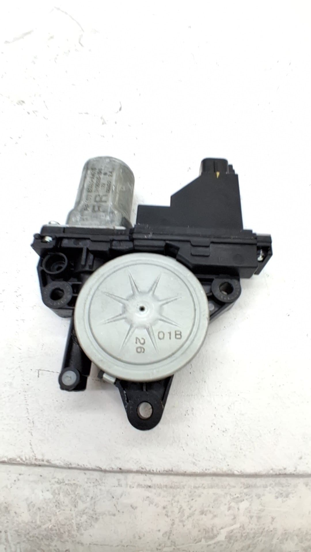 Motor elevalunas delantero derecho KIA CARENS