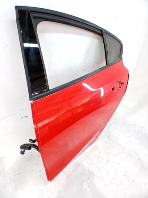 Puerta trasera izquierda FORD FOCUS 2