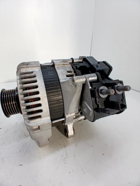 Alternador FORD FOCUS
