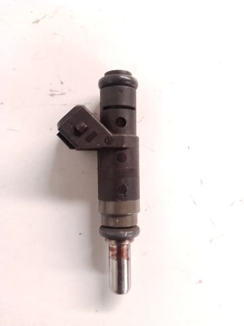 Inyector BMW SERIE 3 BERLINA (E90) 5