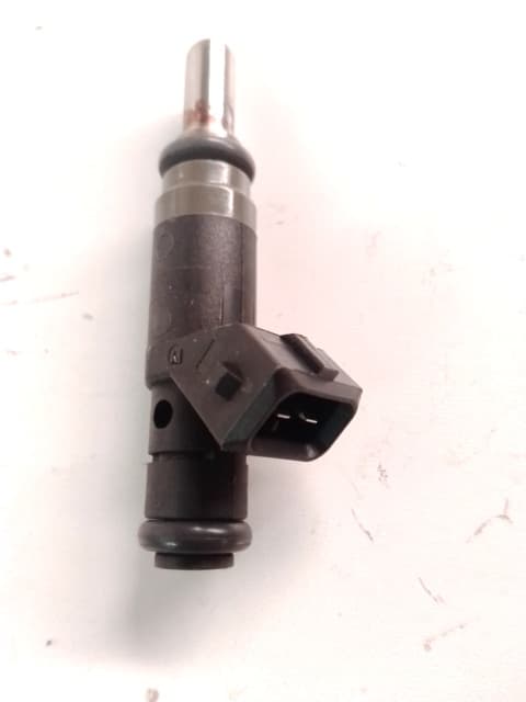 Inyector BMW SERIE 3 BERLINA (E90) 4