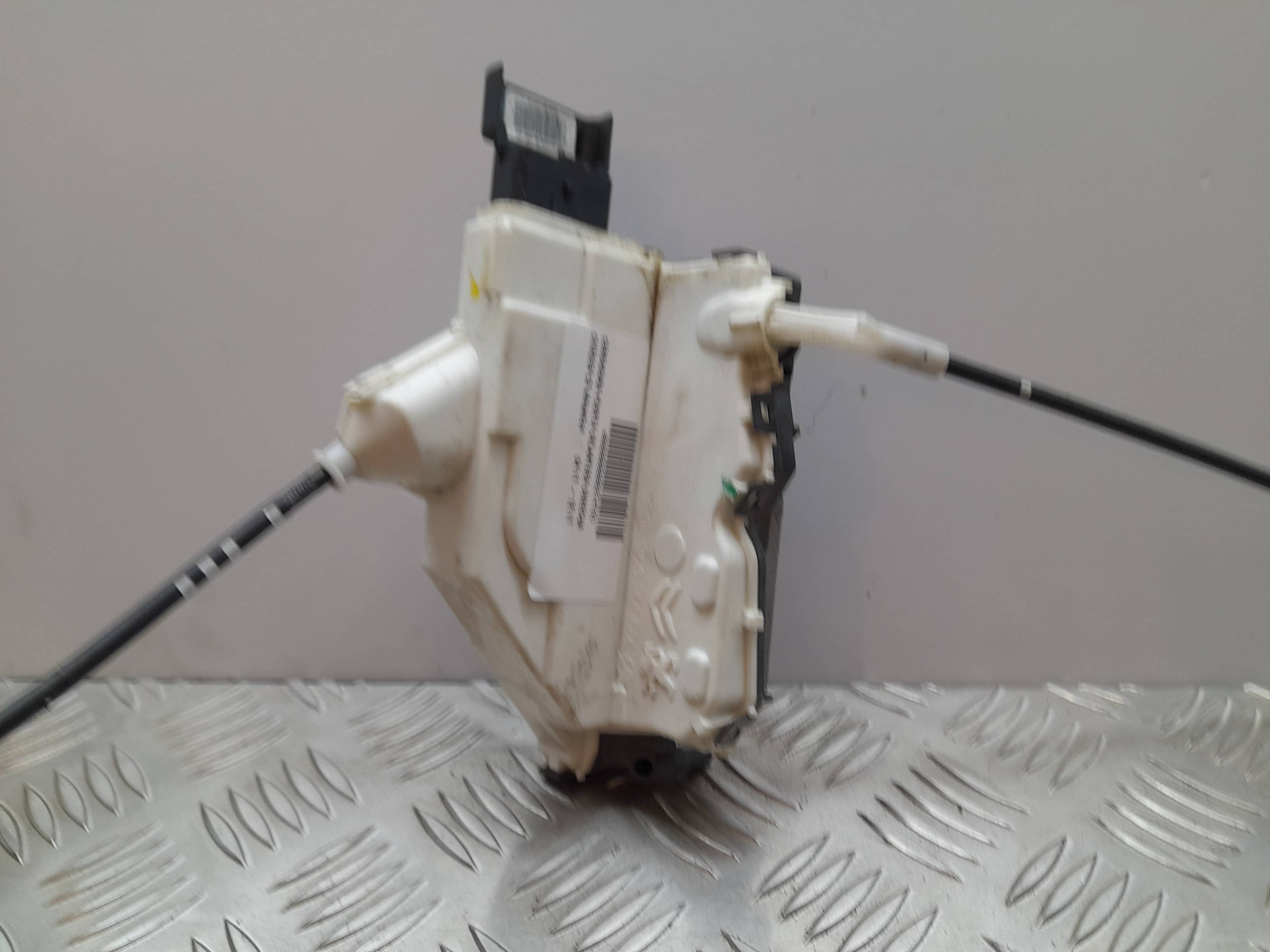 Cerradura puerta delantera derecha CITROEN C3