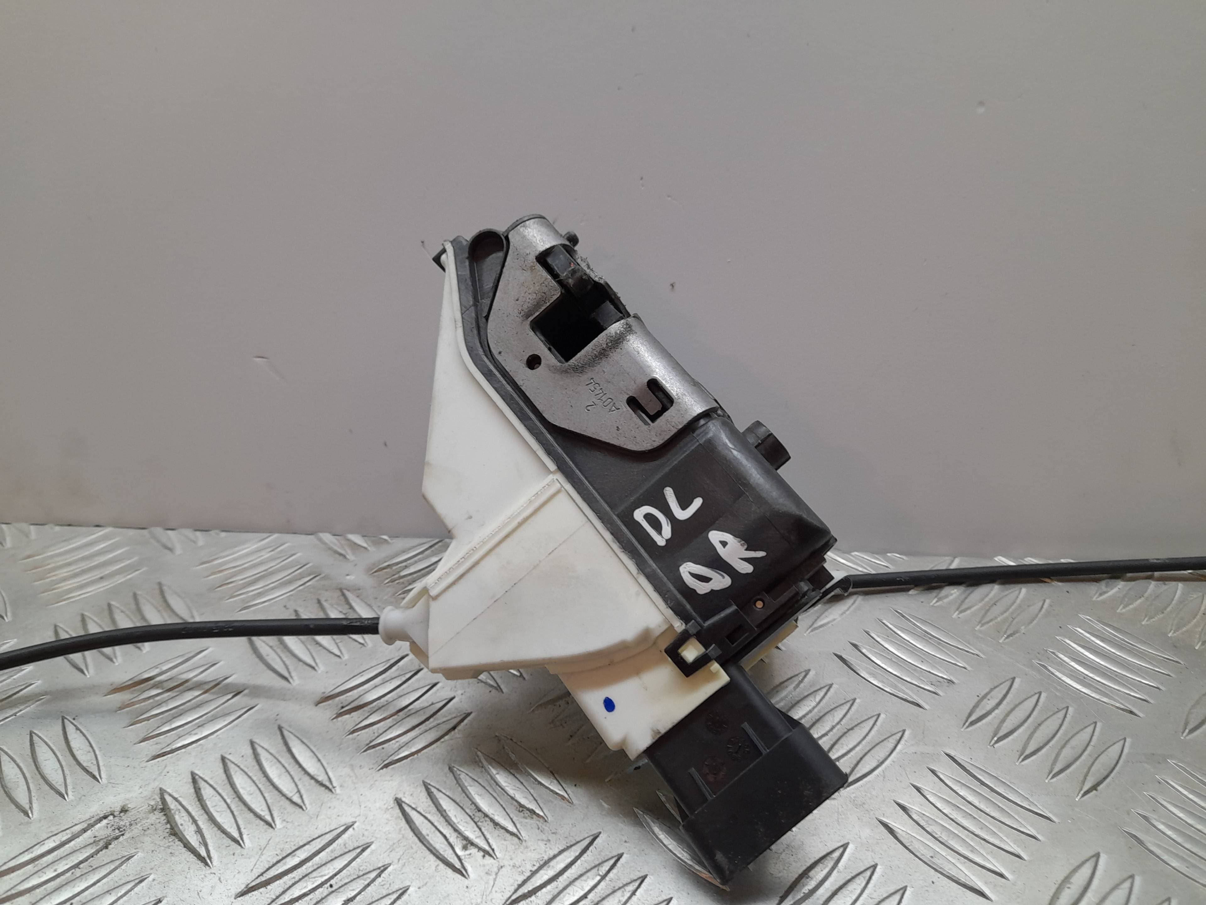 Cerradura puerta delantera derecha CITROEN C3 2