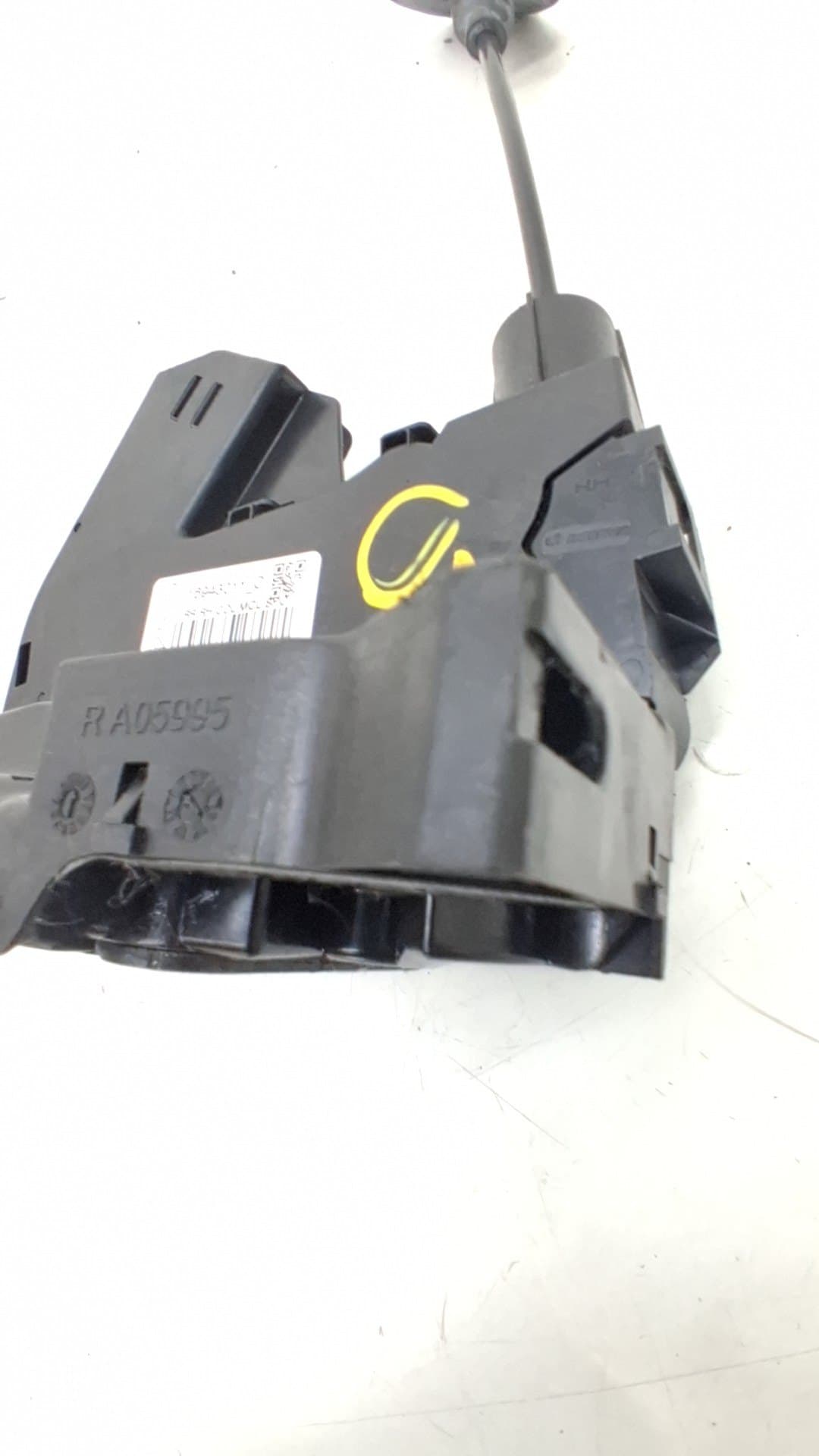 Cerradura puerta trasera derecha RENAULT GRAND SCENIC 3
