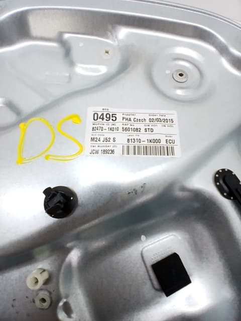 Elevalunas delantero izquierdo HYUNDAI IX20 2