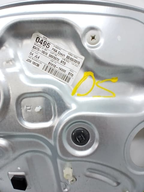 Elevalunas trasero izquierdo HYUNDAI IX20 2