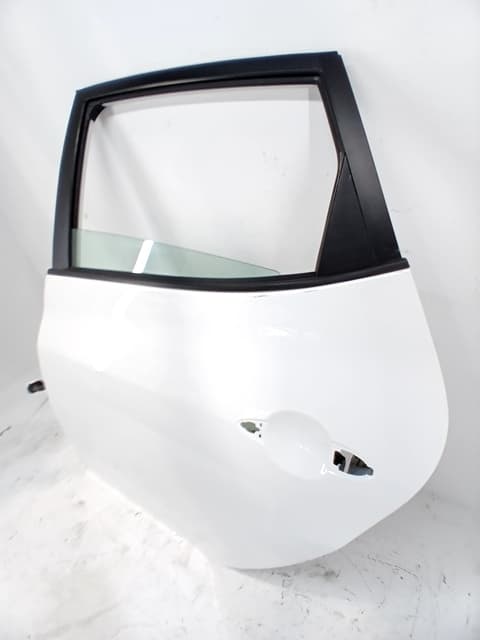 Puerta trasera izquierda HYUNDAI IX20 3